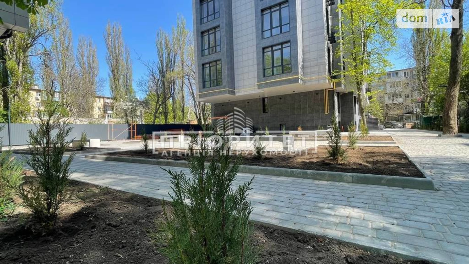 Продається 2-кімнатна квартира 105.8 кв. м у Одесі, вул. Космонавтів - фото 4
