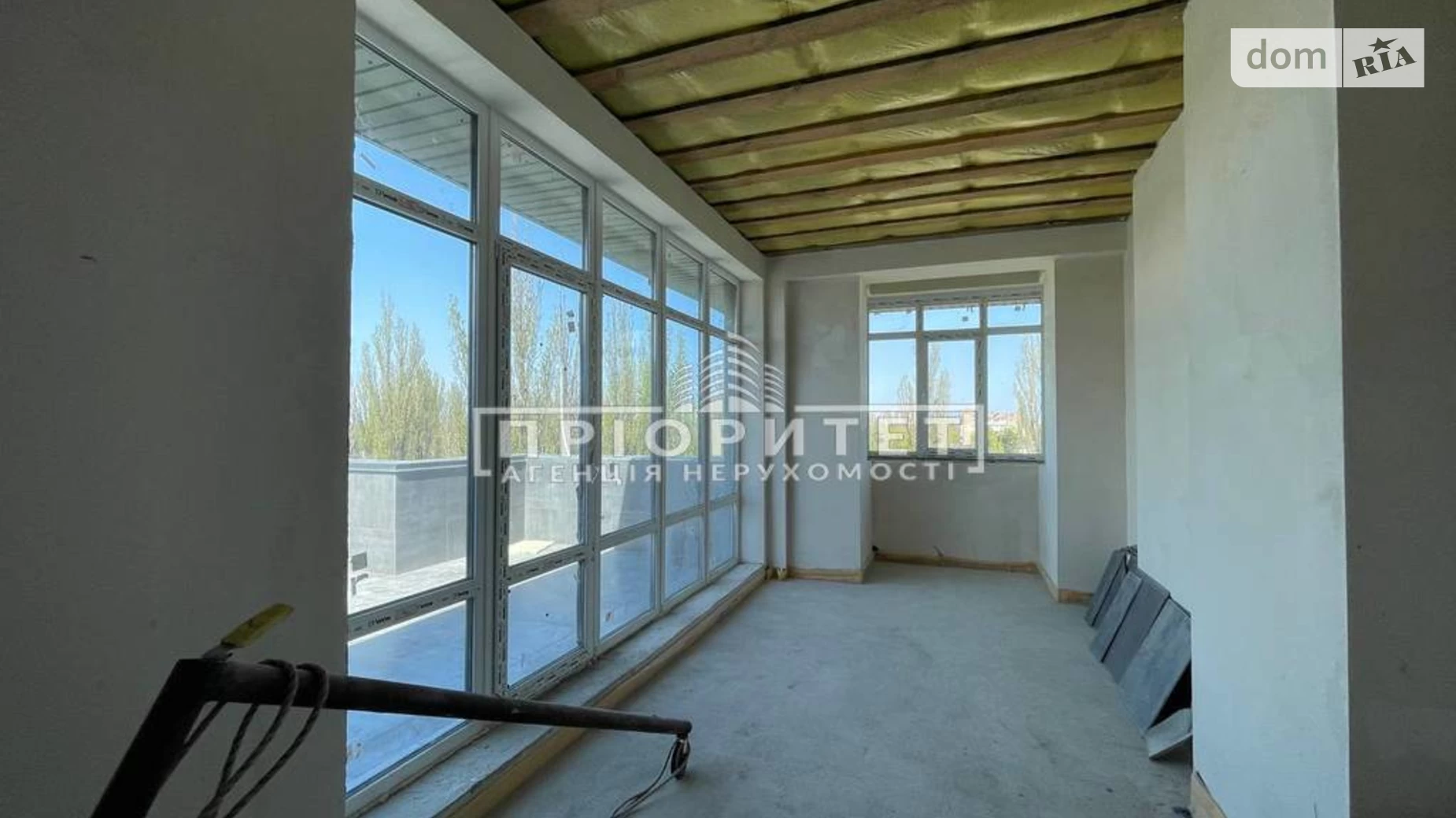 Продається 2-кімнатна квартира 83.8 кв. м у Одесі, вул. Космонавтів - фото 2