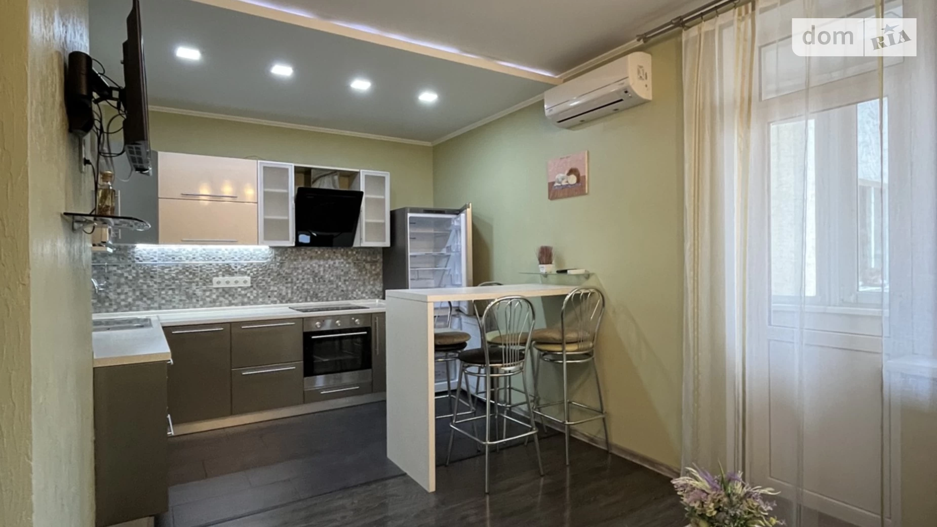 Продается 1-комнатная квартира 55 кв. м в Киеве, цена: 70000 $ - фото 2