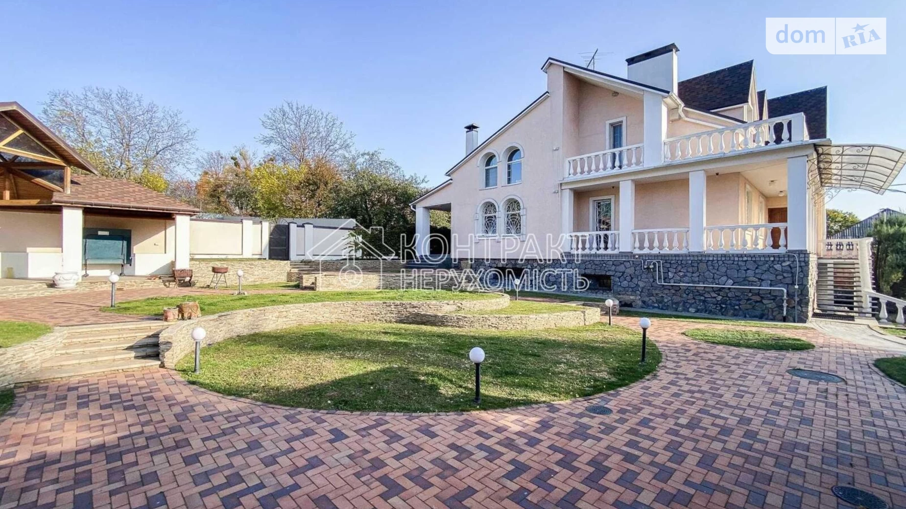 Продается дом на 2 этажа 501 кв. м с садом, цена: 350000 € - фото 2