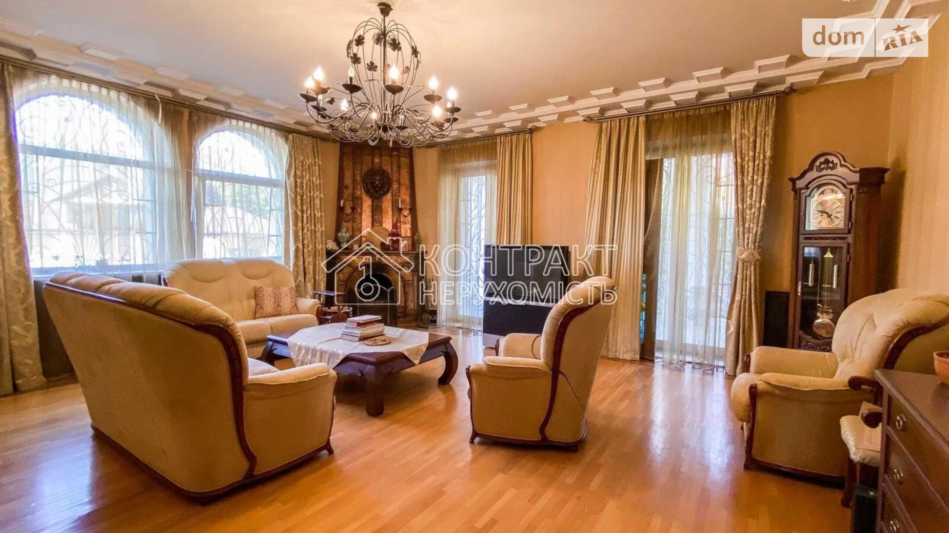 Продается дом на 2 этажа 501 кв. м с садом, цена: 350000 € - фото 3