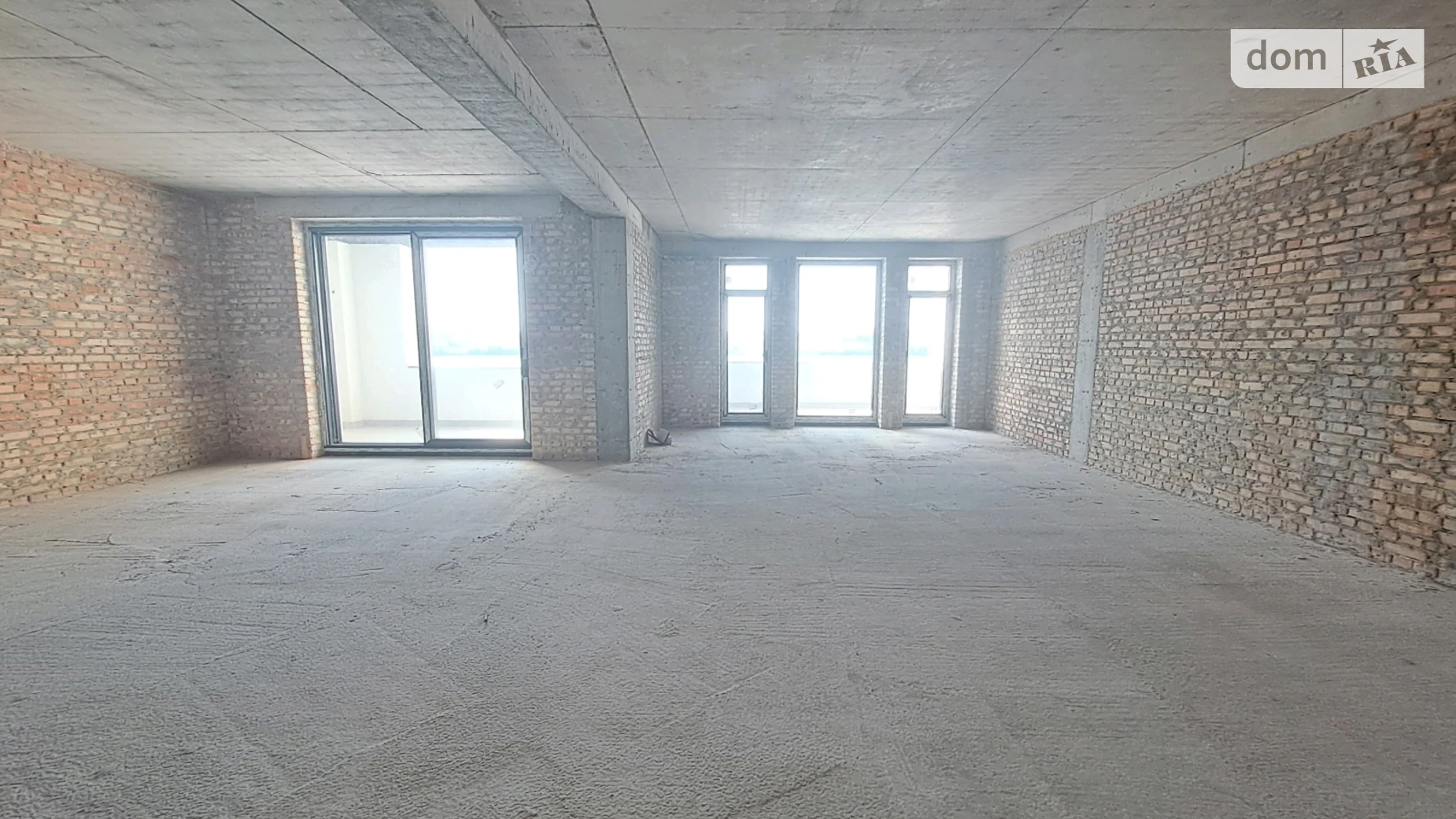 3-комнатная квартира 196 кв. м в Тернополе, ул. Билецкая, 59 - фото 2