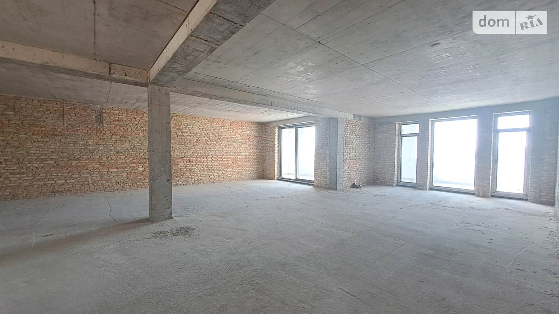 3-комнатная квартира 196 кв. м в Тернополе, ул. Билецкая, 59 - фото 3