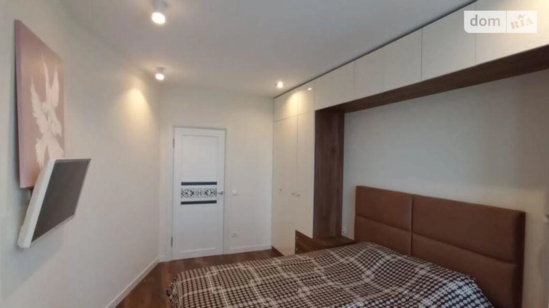 Продается 2-комнатная квартира 60 кв. м в Киеве, ул. Богдановская, 7В - фото 2