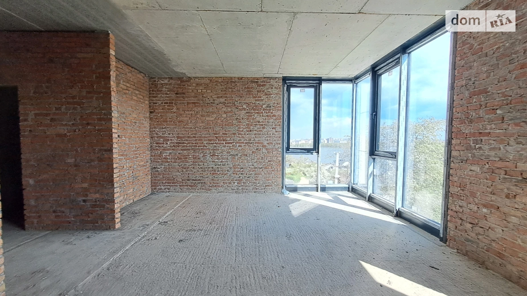 2-кімнатна квартира 85 кв. м у Тернополі, вул. Урожайна, 1 - фото 2