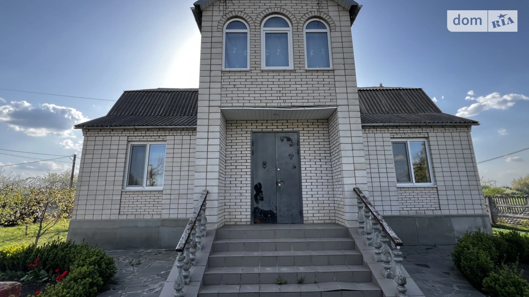 Продается одноэтажный дом 216.9 кв. м с балконом, цена: 75000 $ - фото 2