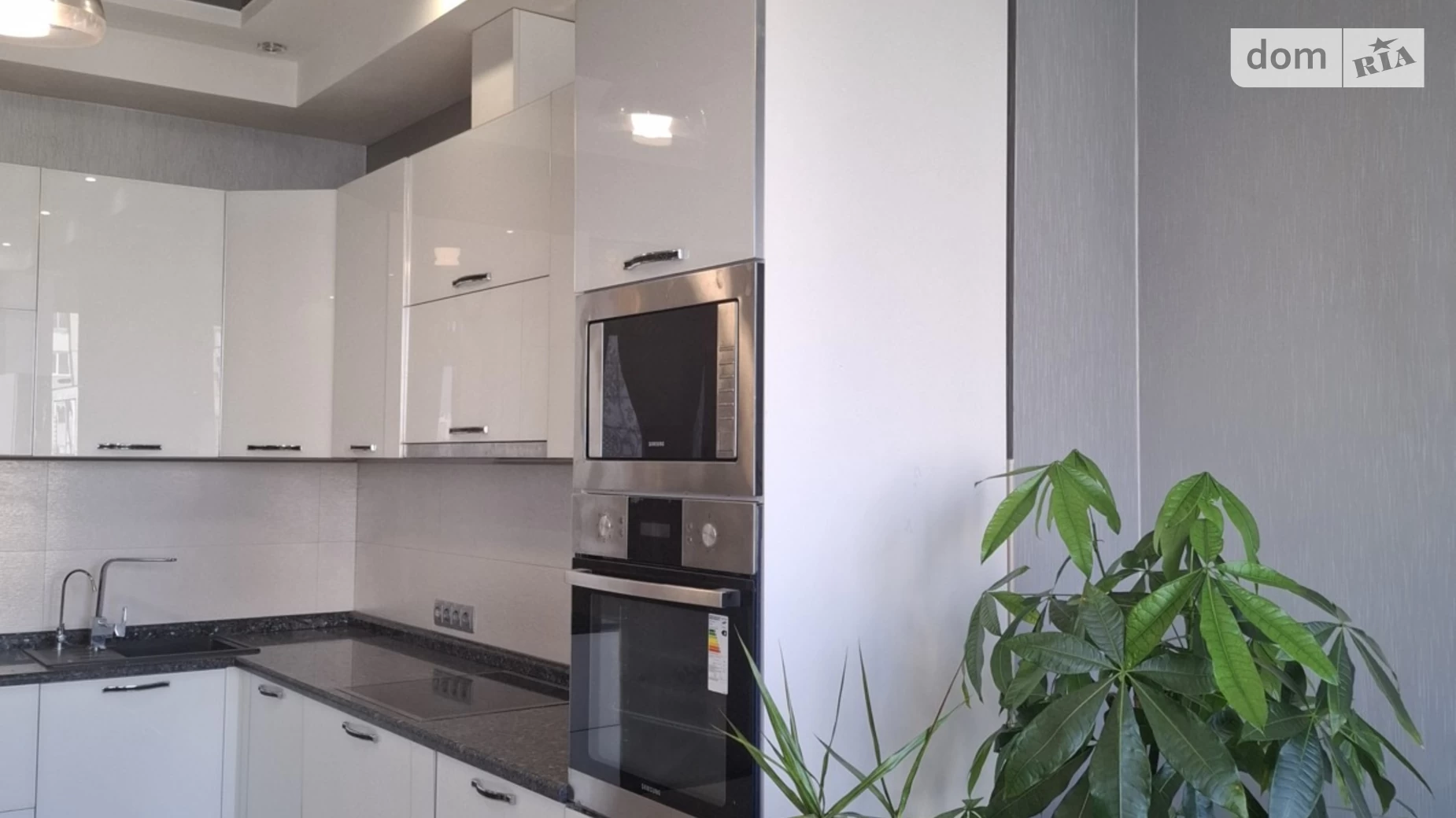 Продается 3-комнатная квартира 120 кв. м в Харькове, ул. Гвардейцев-Широнинцев, 33 - фото 2