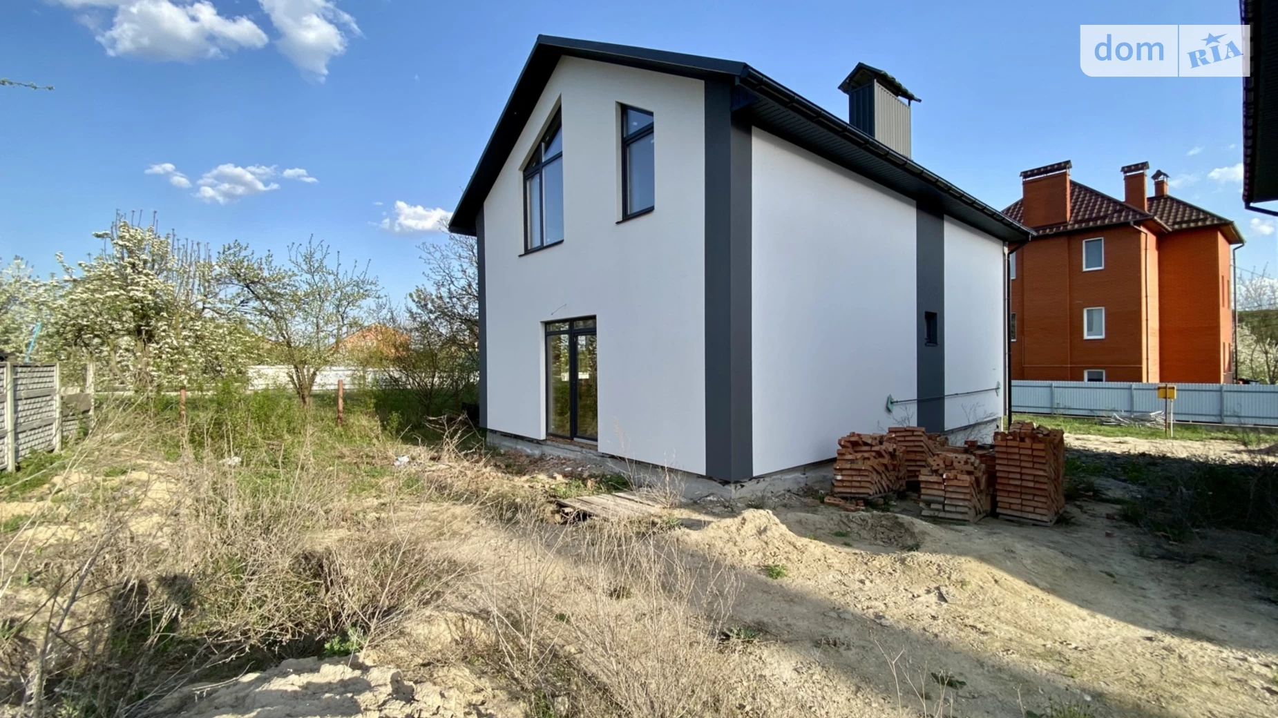 Продается дом на 2 этажа 120 кв. м с камином, цена: 120000 $ - фото 5