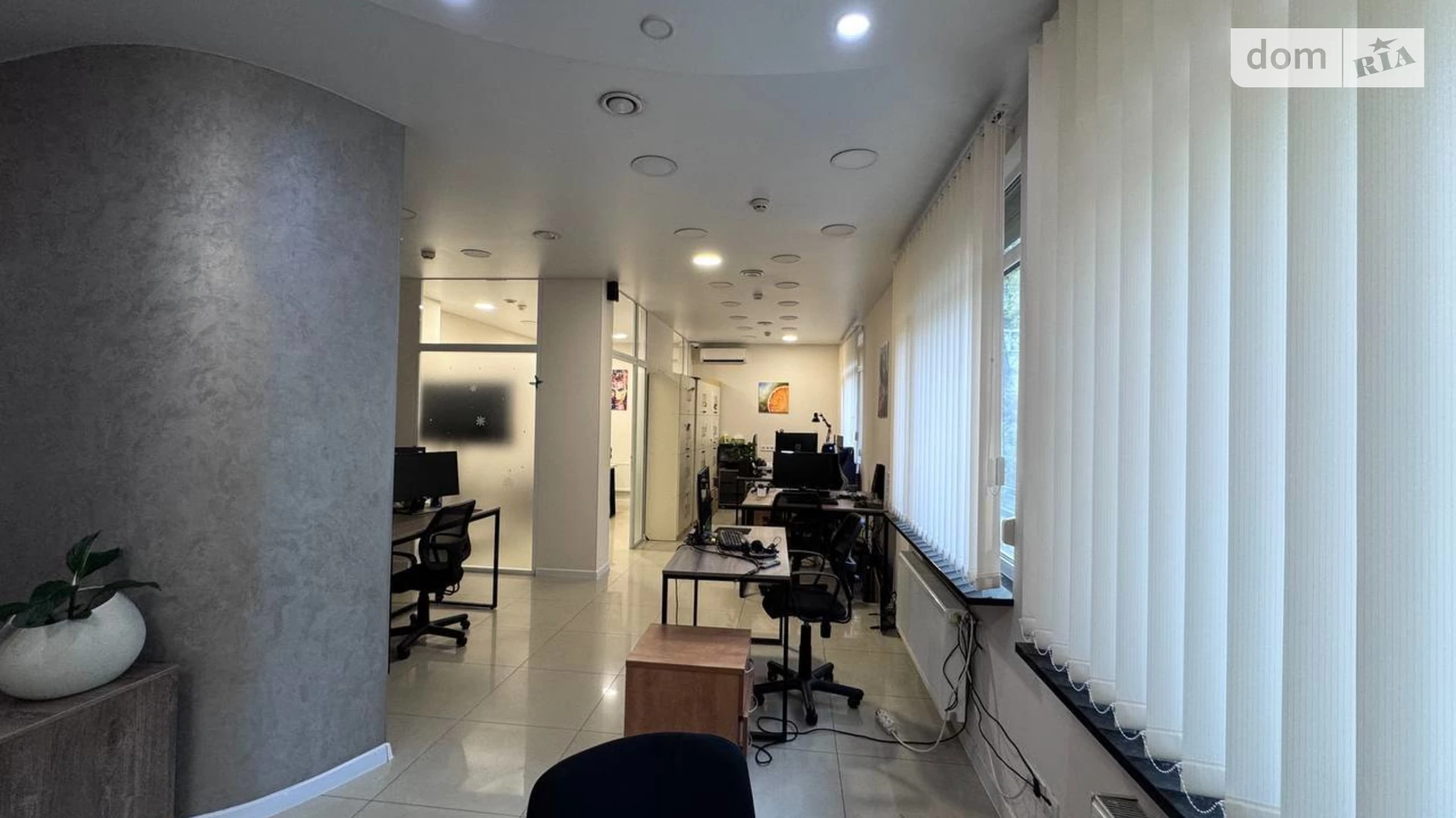 Продается офис 415.6 кв. м в бизнес-центре, цена: 560000 $ - фото 5
