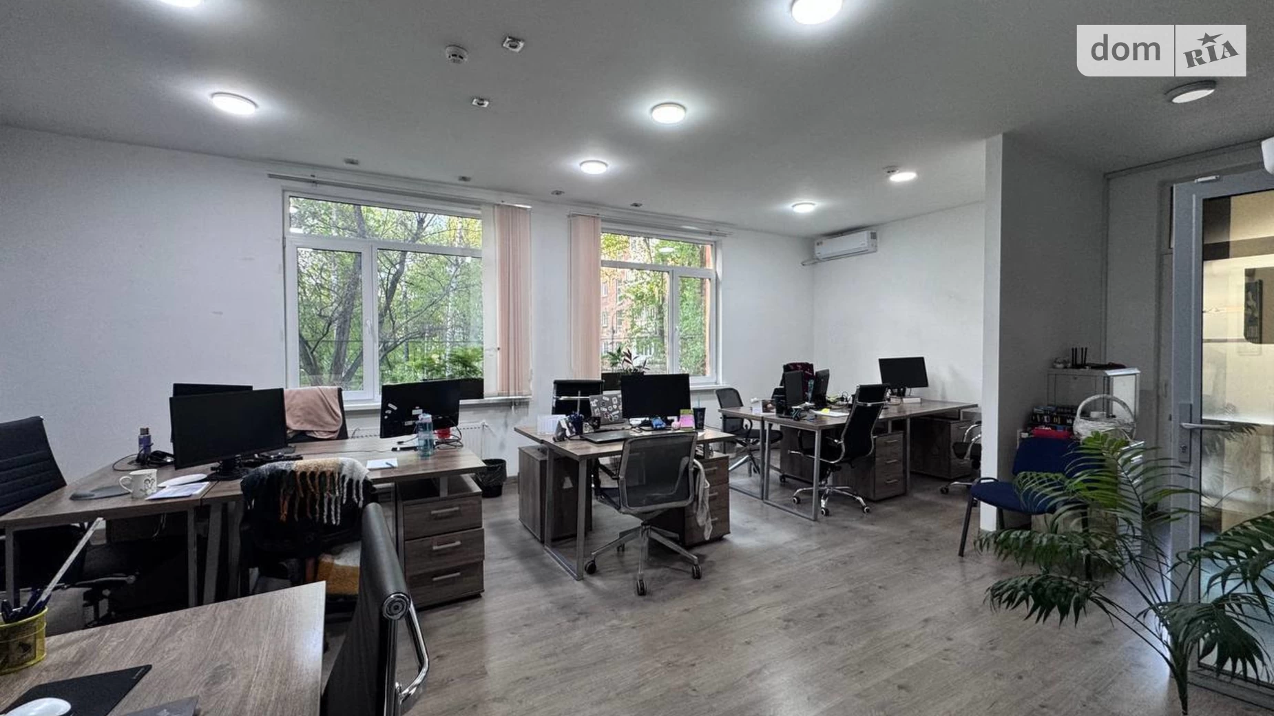 Продается офис 415.6 кв. м в бизнес-центре, цена: 560000 $ - фото 3