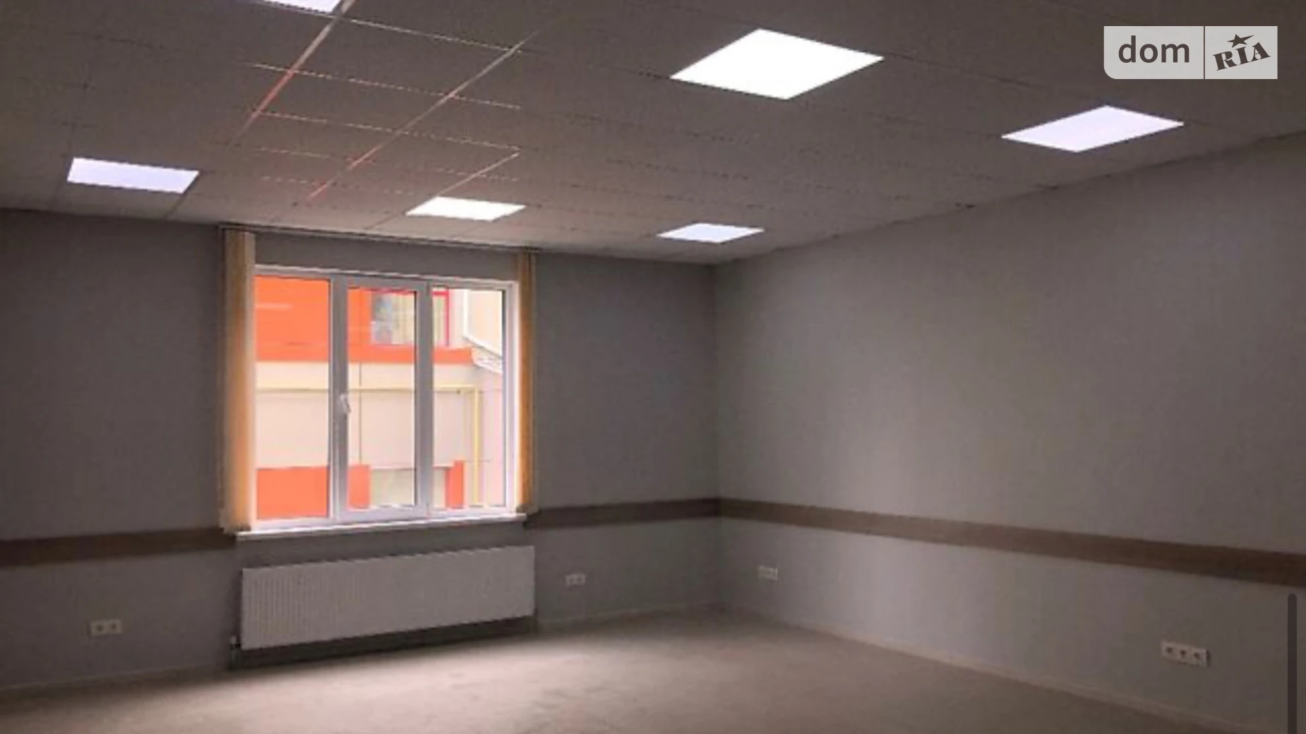 Сдается в аренду офис 49 кв. м в бизнес-центре, цена: 15000 грн - фото 2