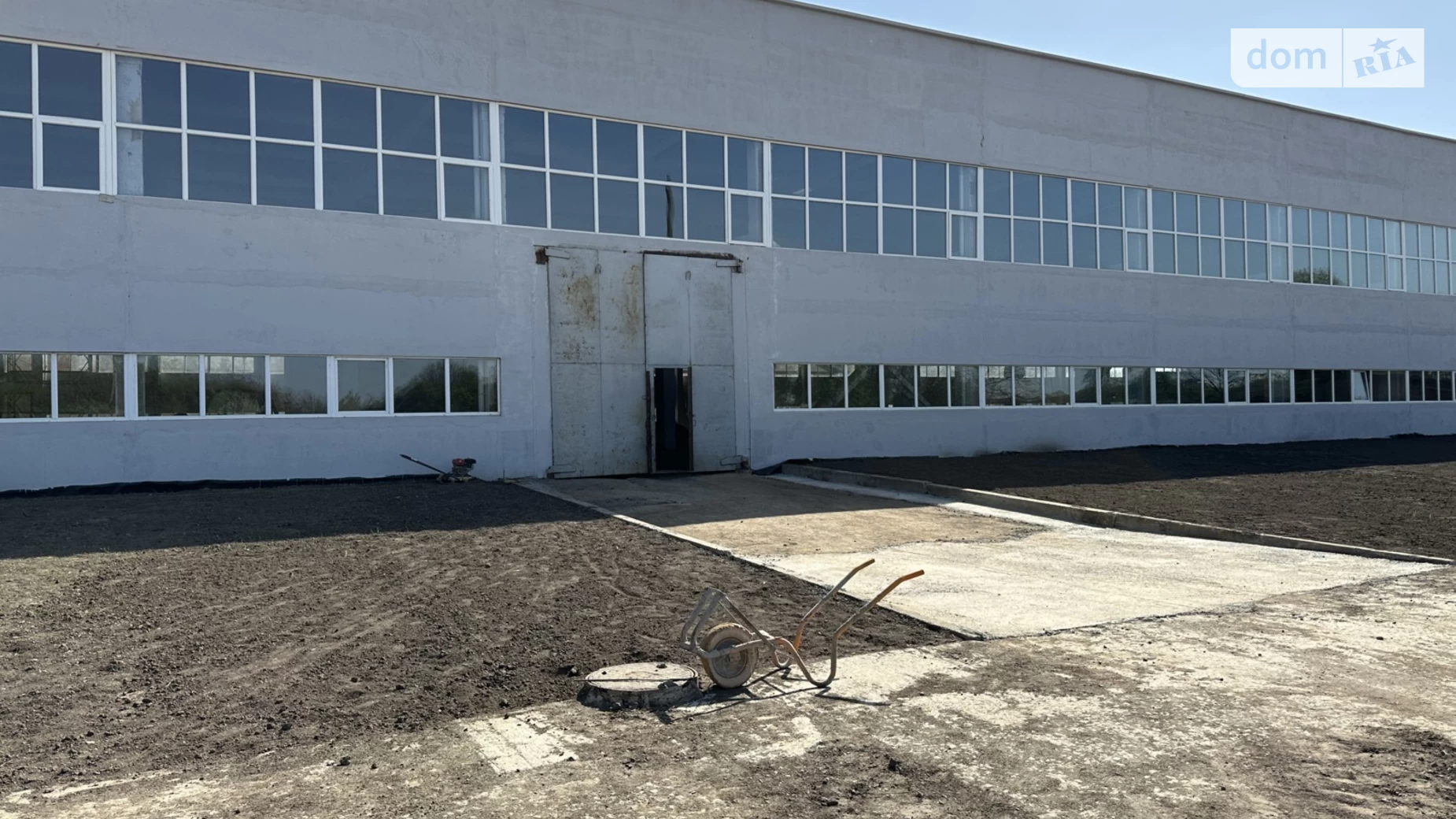 Здається в оренду приміщення вільного призначення 300 кв. м в 3-поверховій будівлі, цена: 36000 грн - фото 2