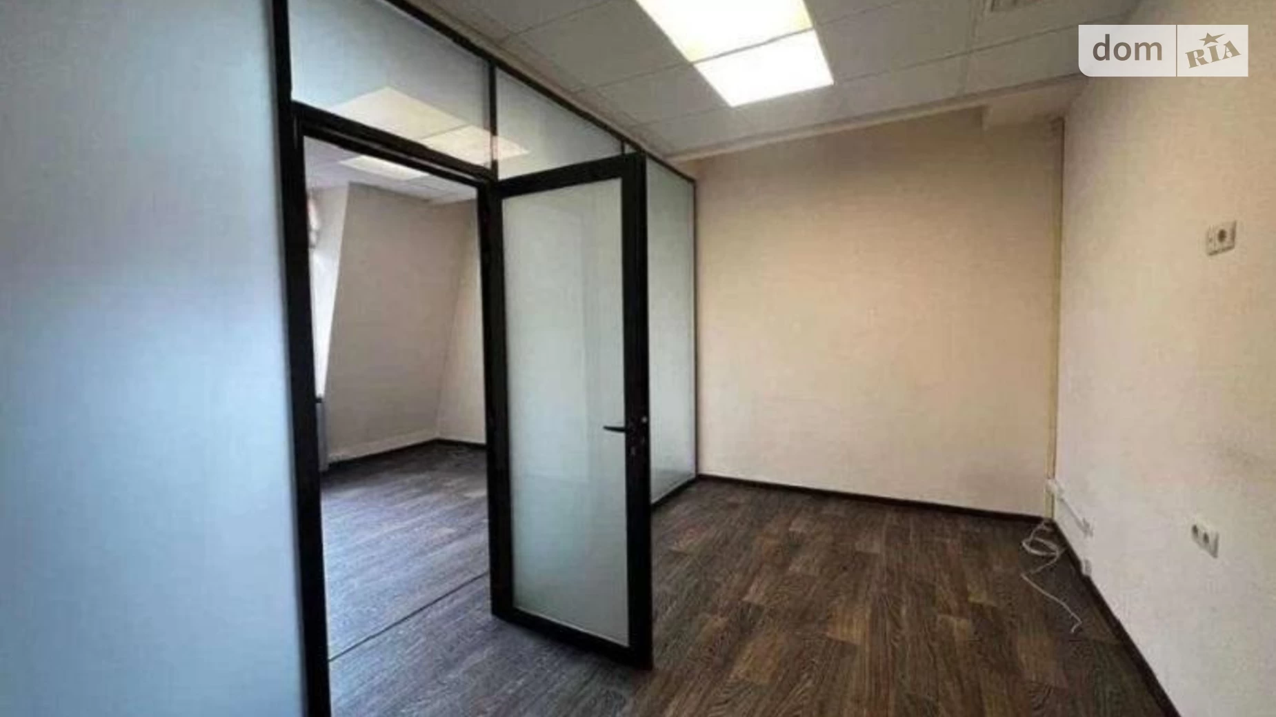 Здається в оренду офіс 323 кв. м в бізнес-центрі, цена: 3230 $ - фото 2