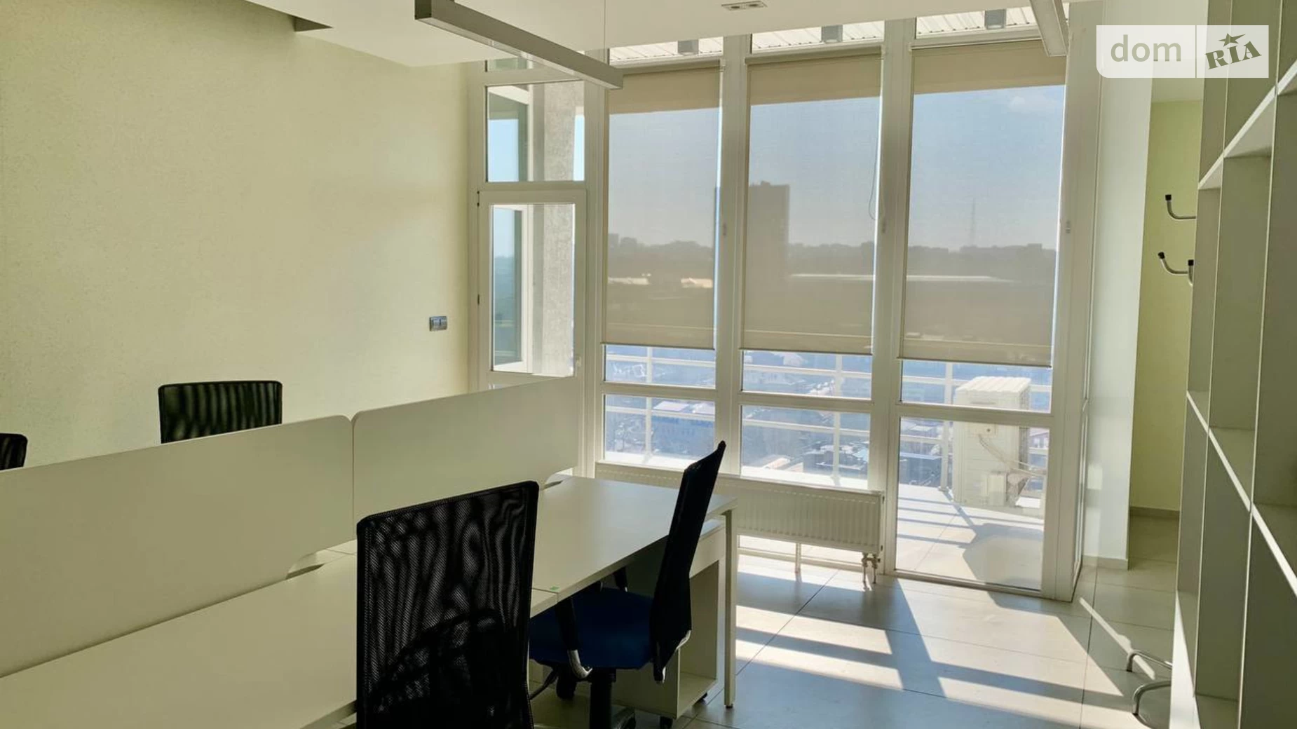 Сдается в аренду офис 135 кв. м в бизнес-центре, цена: 1350 $ - фото 3