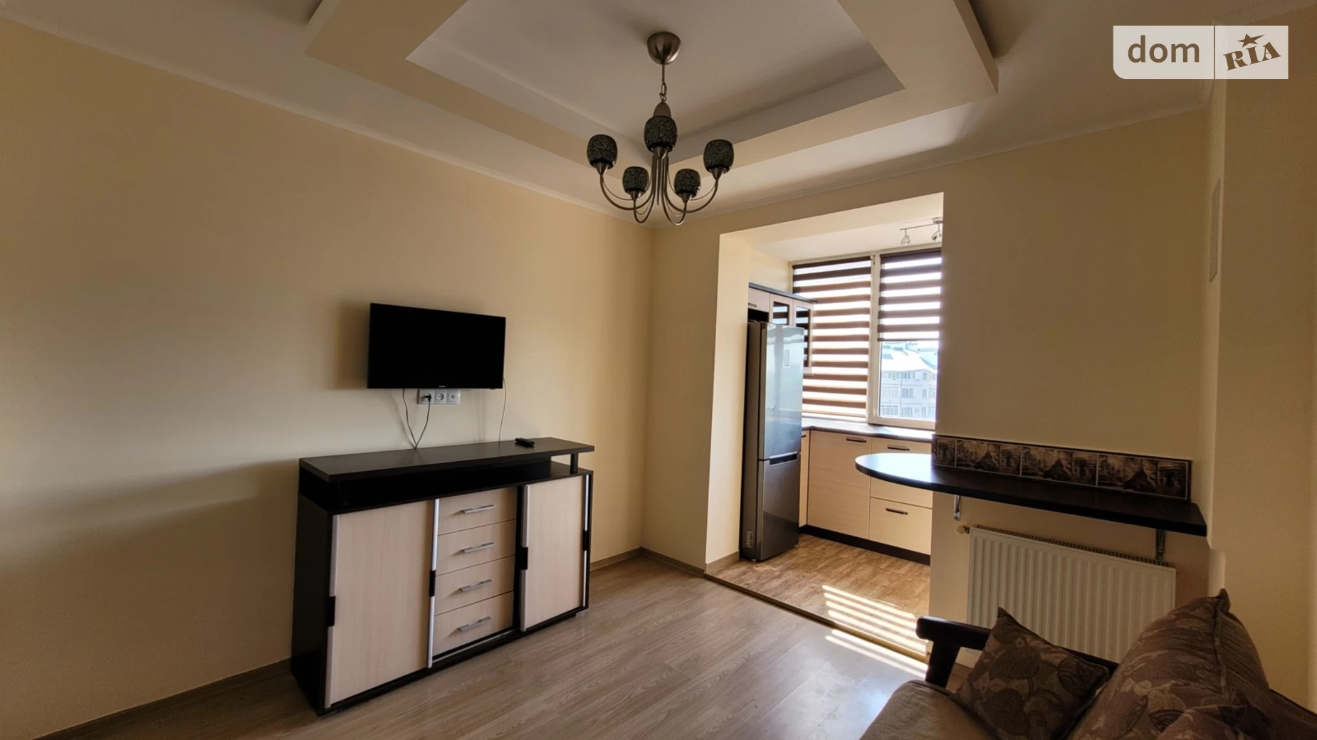 Продается 1-комнатная квартира 42 кв. м в Ивано-Франковске, ул. Пулюя И., 15 - фото 4
