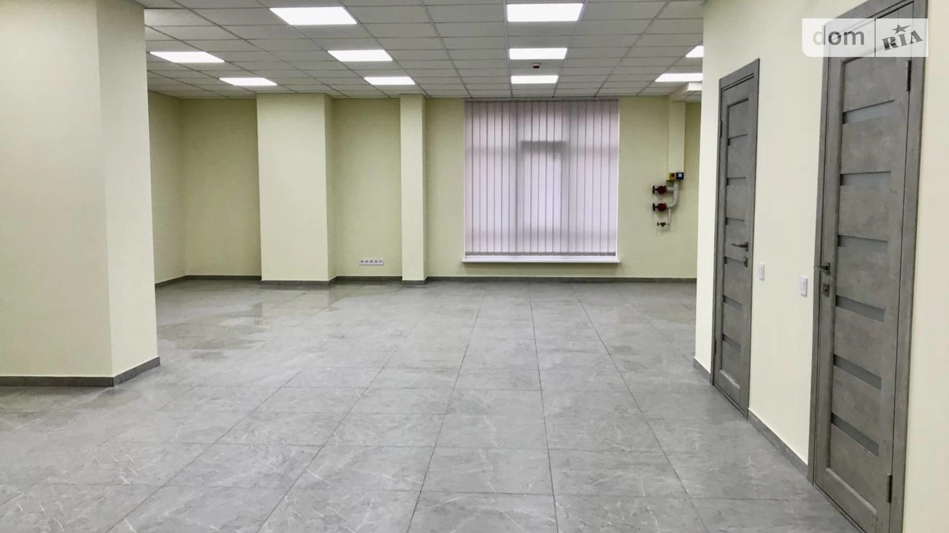 Сдается в аренду офис 115 кв. м в бизнес-центре, цена: 1150 $ - фото 3