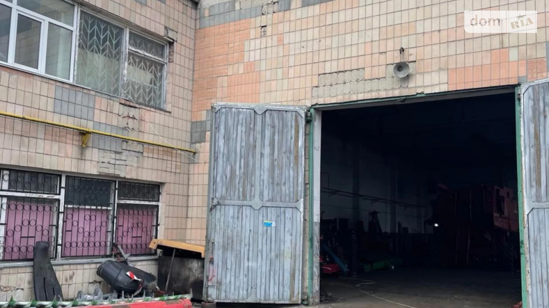Продается объект сферы услуг 4120.9 кв. м в 2-этажном здании, цена: 36000000 грн - фото 3
