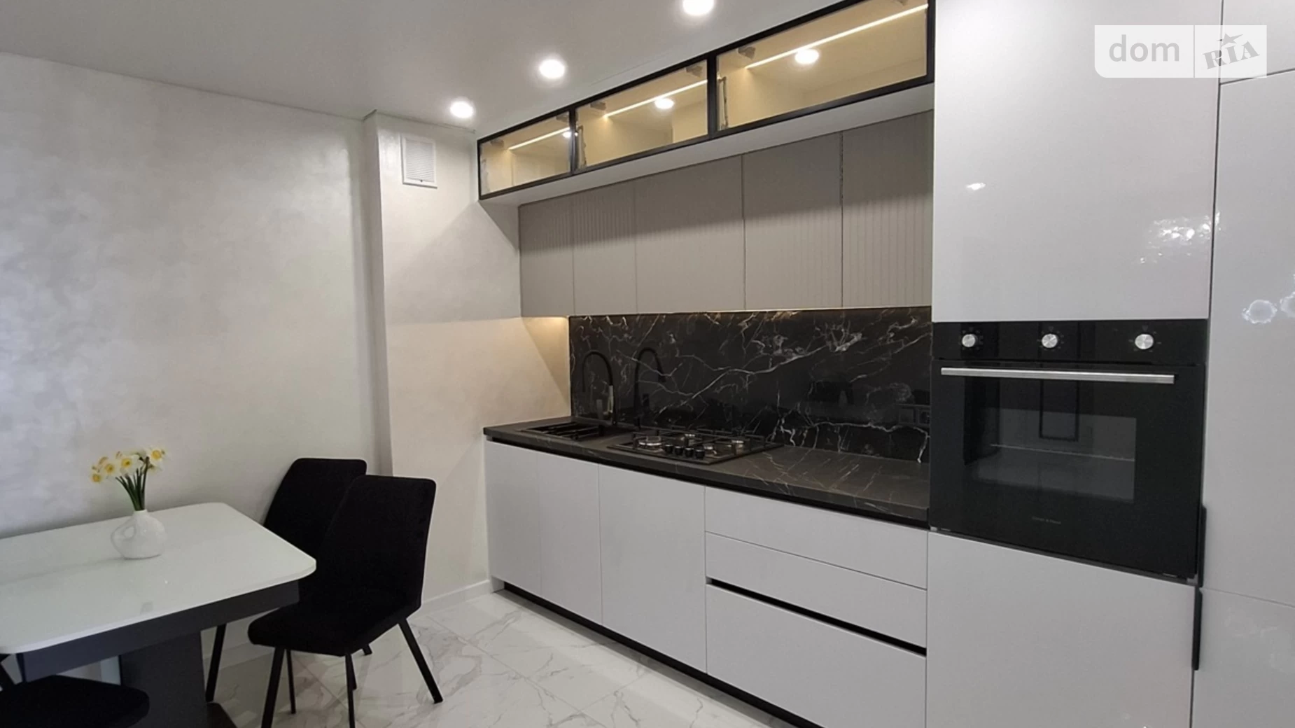 2-комнатная квартира 58 кв. м в Тернополе, ул. Киевская - фото 2