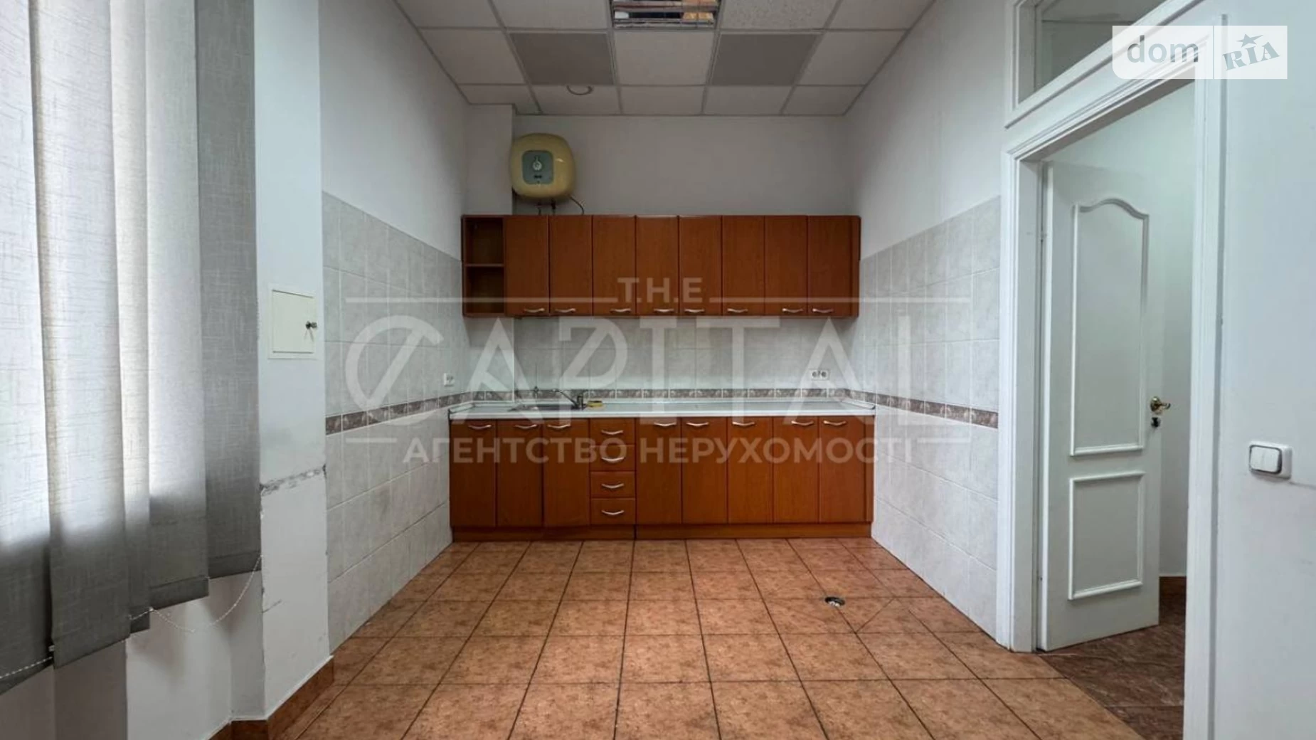 Сдается в аренду офис 269 кв. м в бизнес-центре, цена: 2245 $ - фото 3