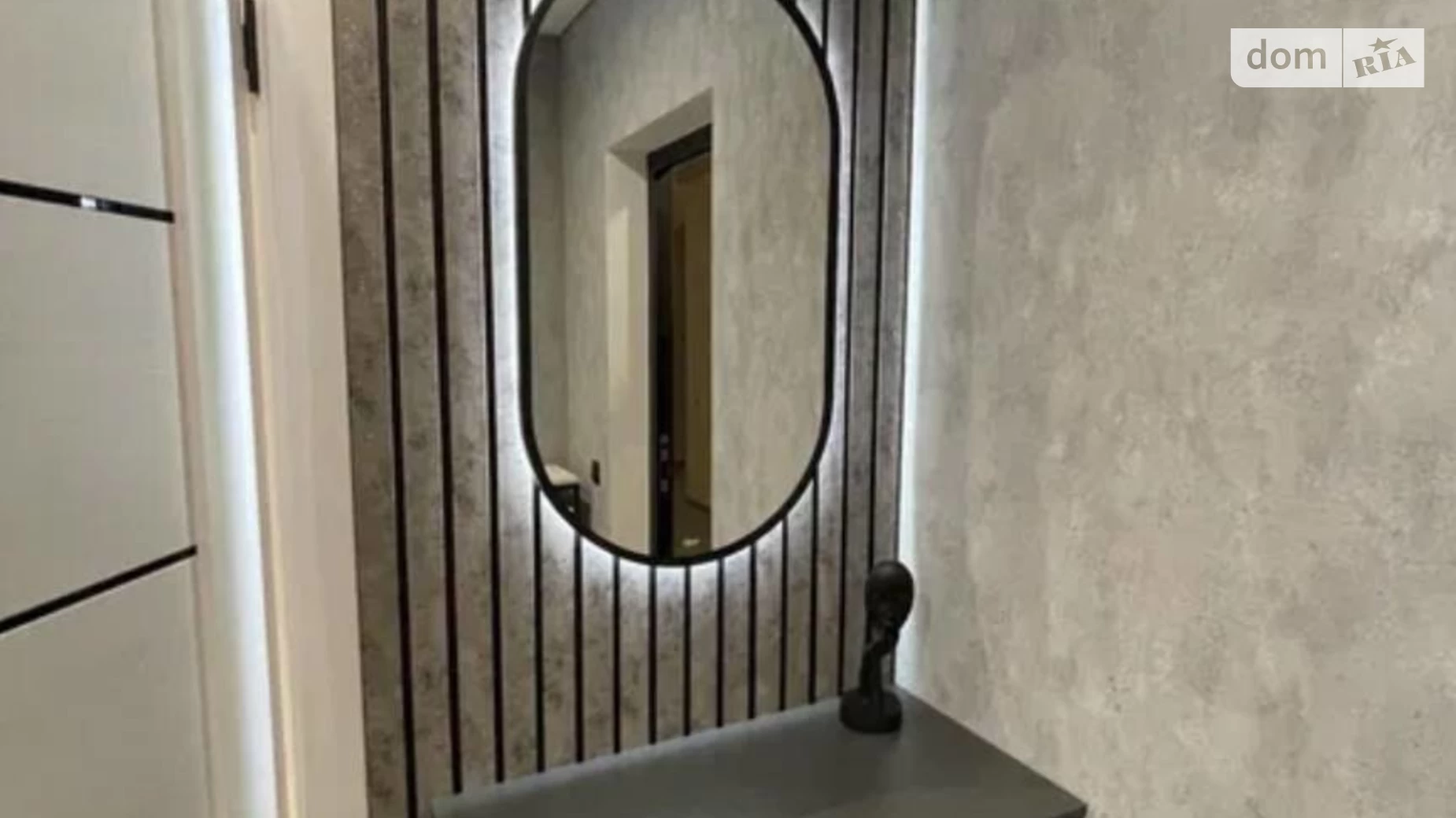 Продается 1-комнатная квартира 46 кв. м в, цена: 65900 $ - фото 2