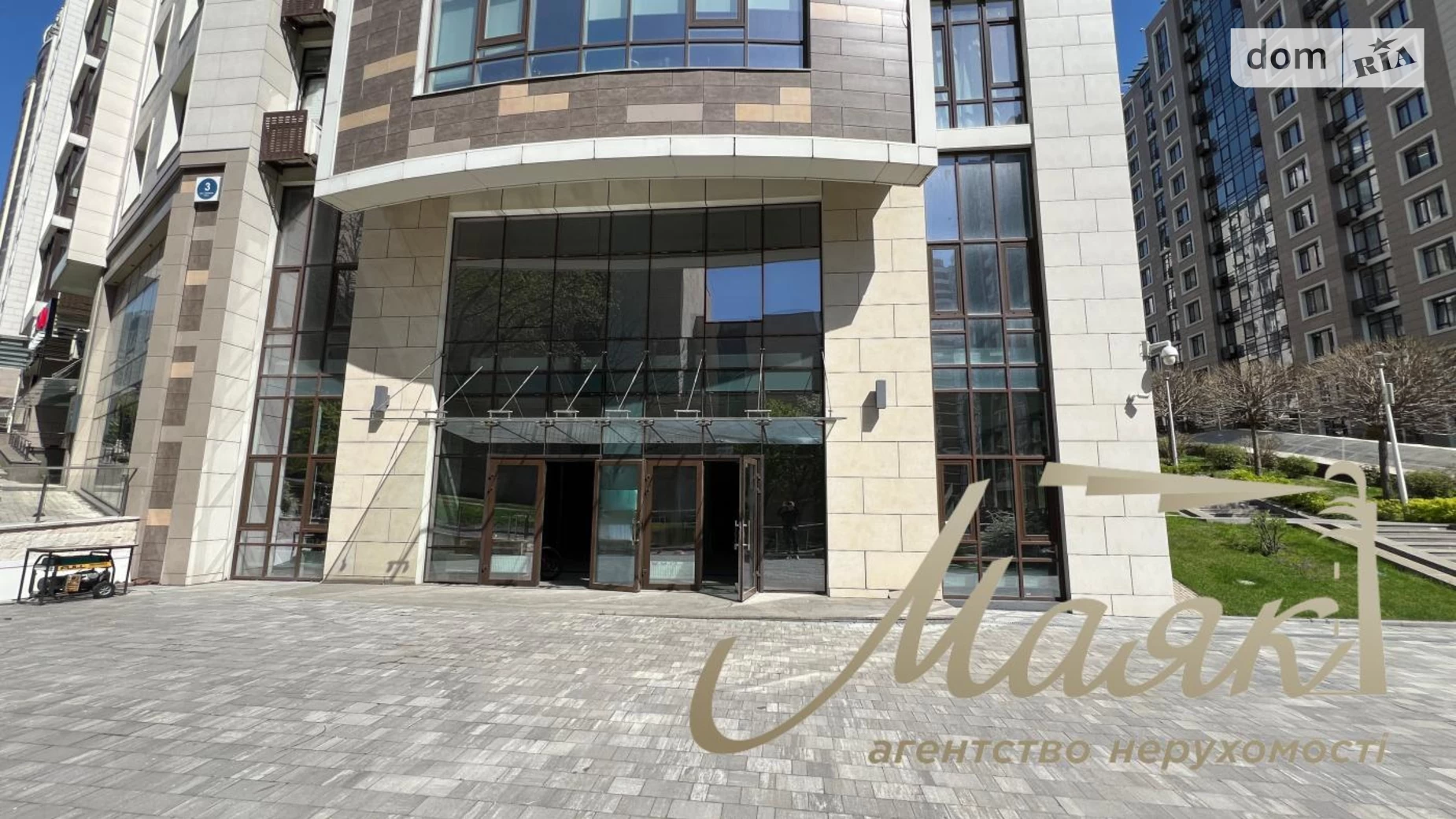 Продается помещения свободного назначения 408 кв. м в 12-этажном здании, цена: 1632000 $ - фото 2