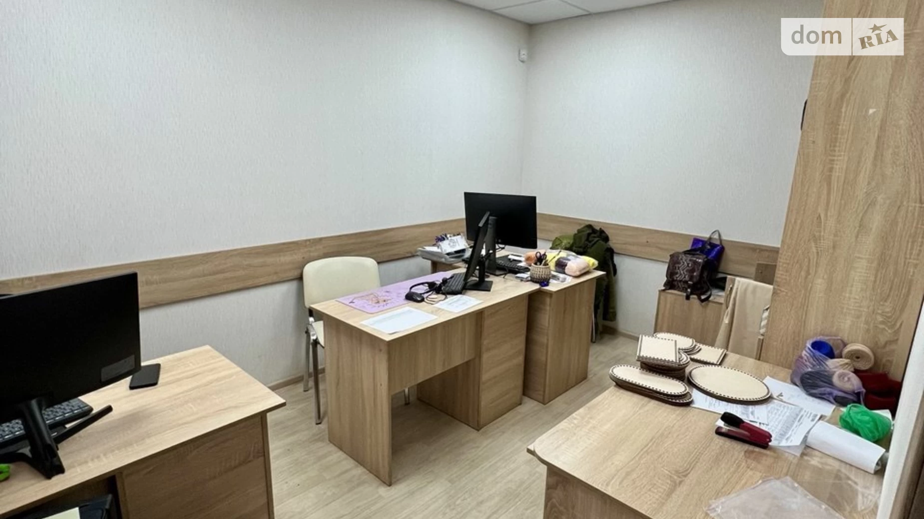 Продається офіс 82 кв. м в бізнес-центрі, цена: 52500 $ - фото 2