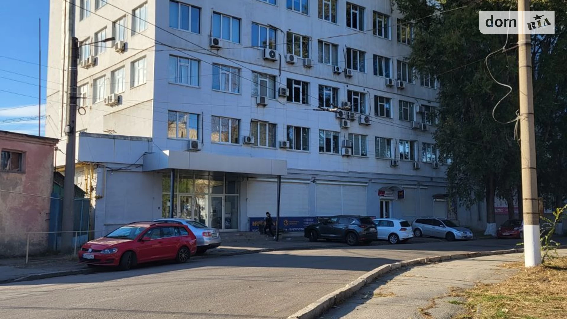Сдается в аренду офис 560 кв. м в бизнес-центре, цена: 34335 грн - фото 2