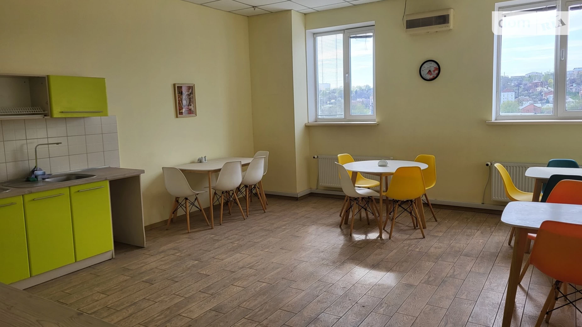 Сдается в аренду офис 560 кв. м в бизнес-центре, цена: 34335 грн - фото 4
