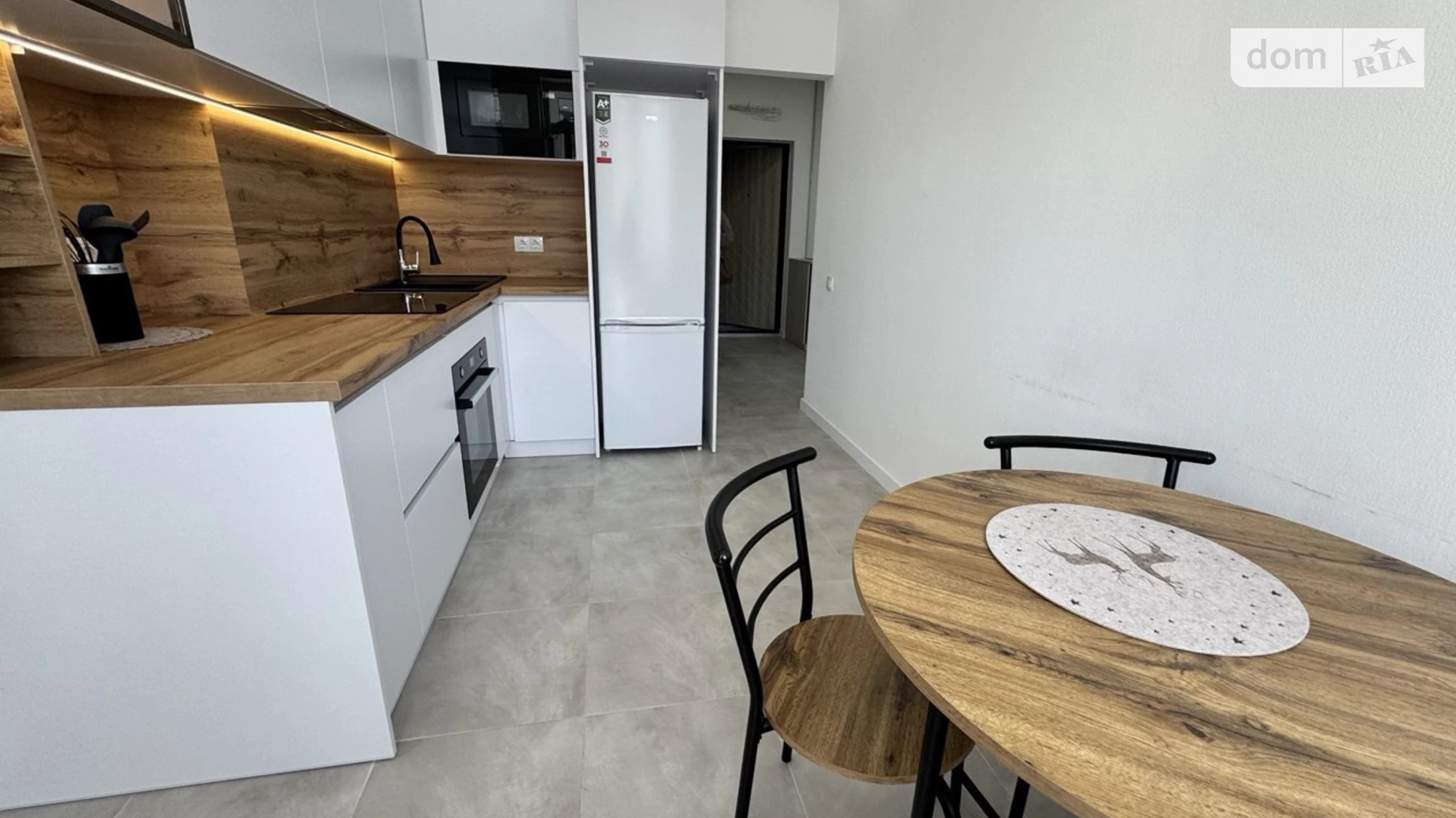 Продається 1-кімнатна квартира 41 кв. м у Лиманці, вул. Спортивна, 3/5 - фото 3
