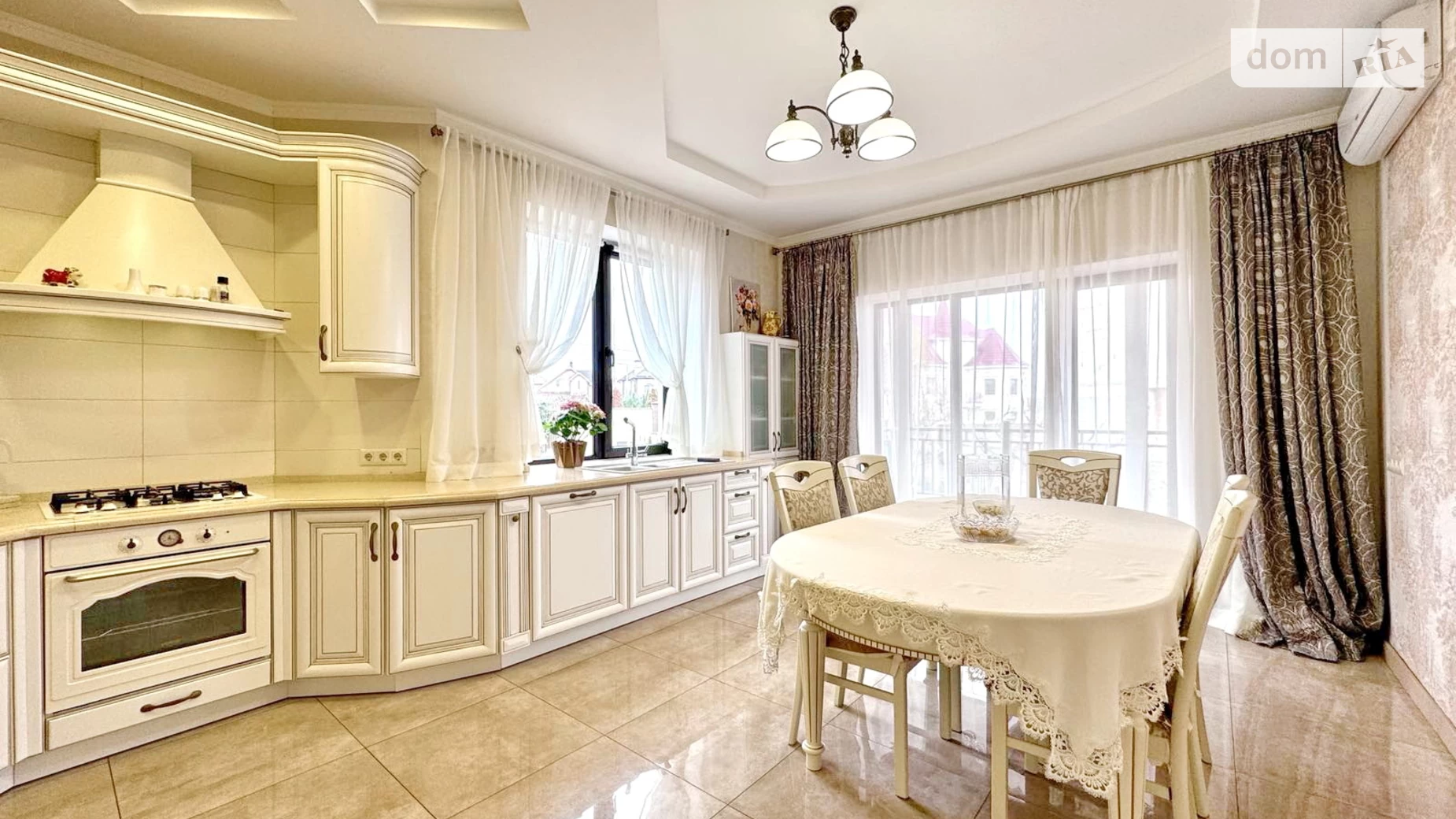 Продается дом на 2 этажа 263.4 кв. м с бассейном, цена: 270000 $ - фото 4
