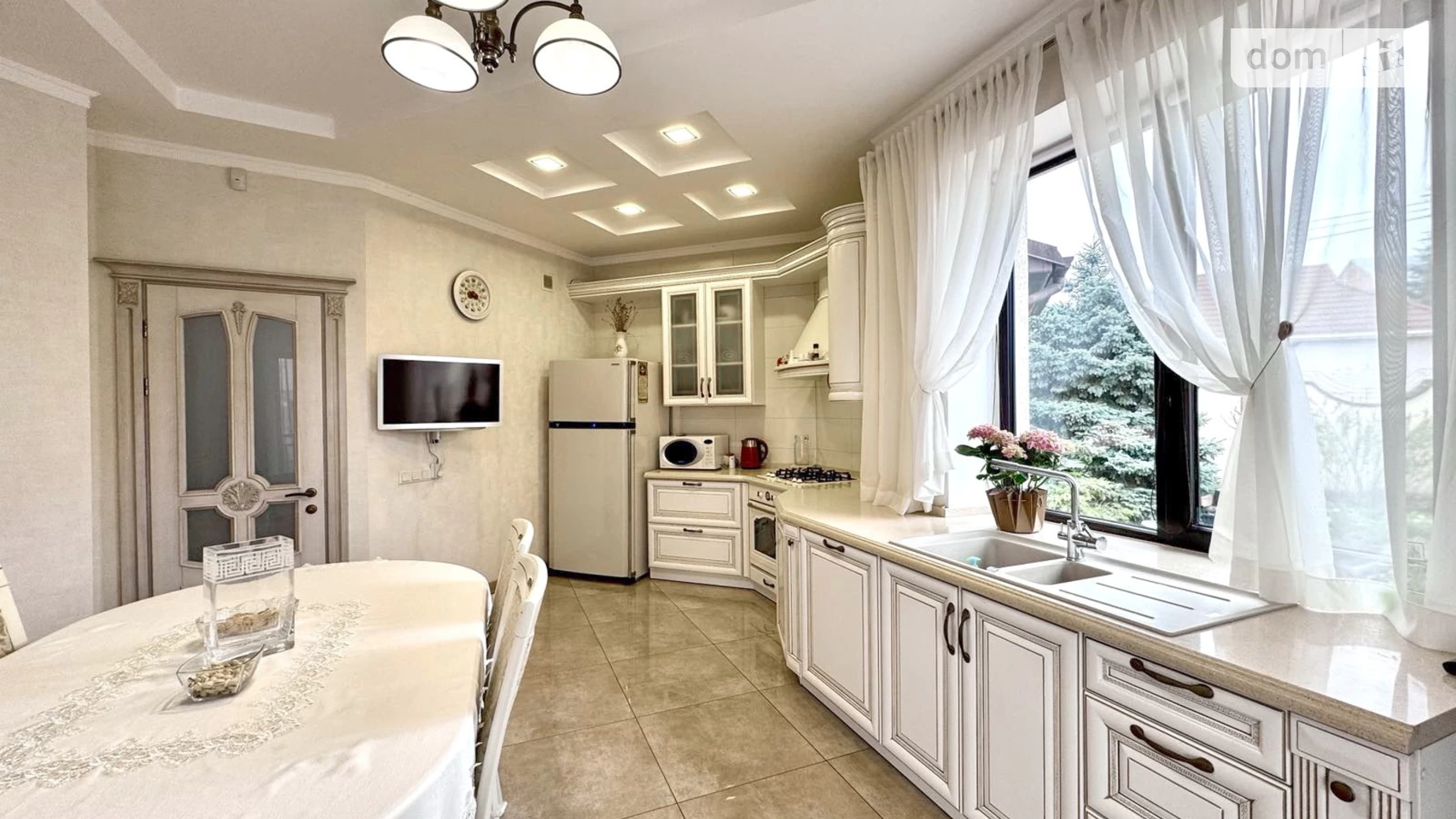 Продается дом на 2 этажа 263.4 кв. м с бассейном, цена: 270000 $ - фото 5