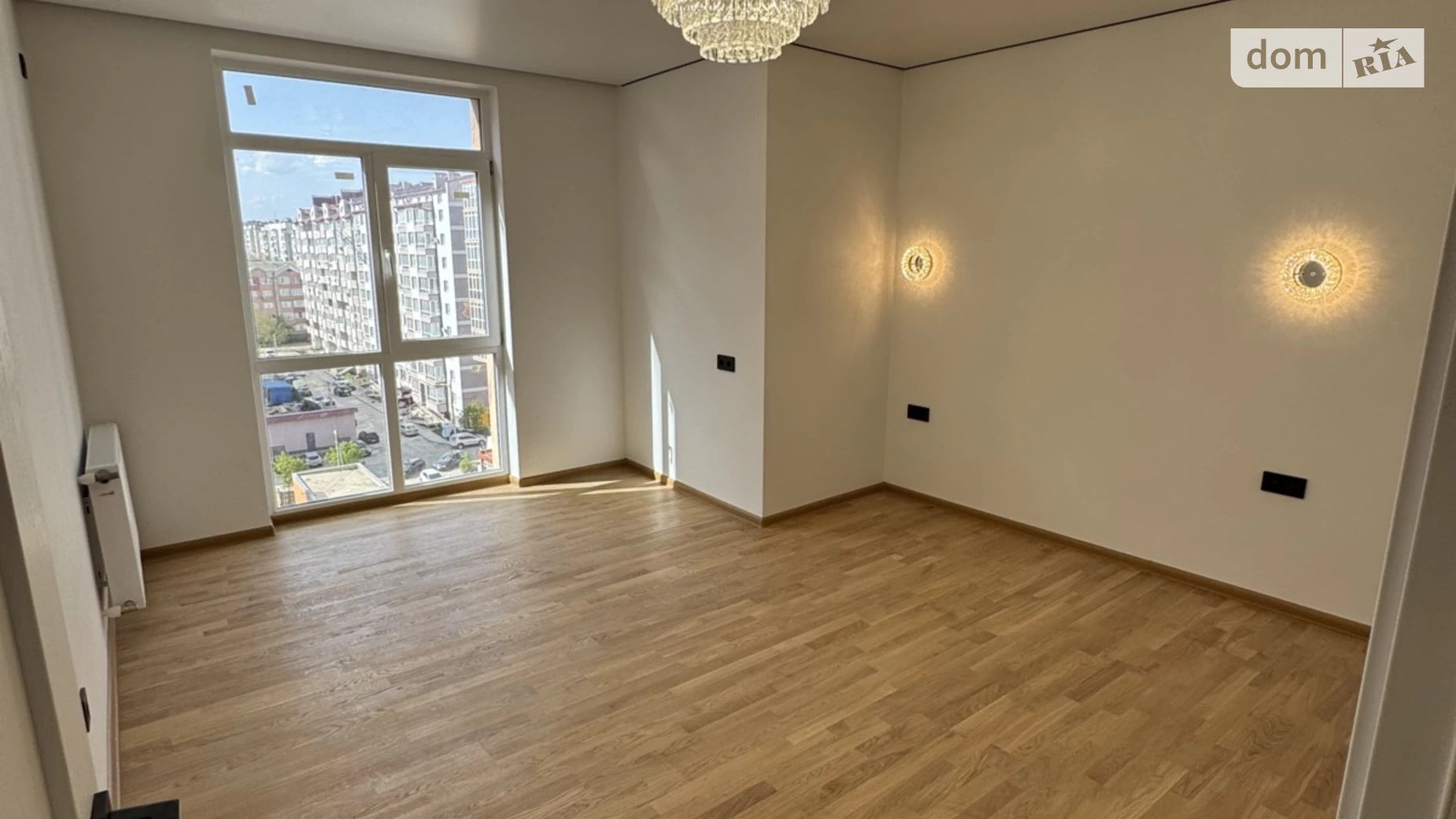 Продается 2-комнатная квартира 80 кв. м в Черновцах, ул. Русская, 237 - фото 2