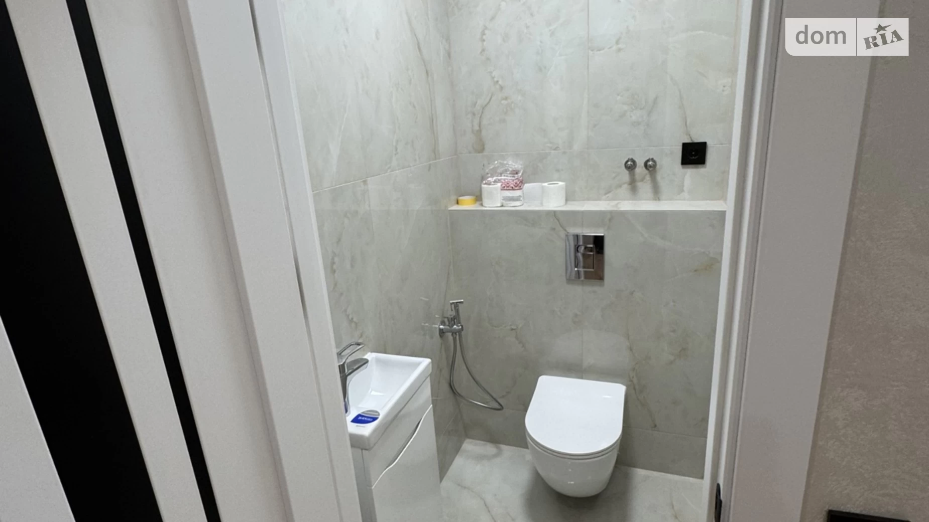 Продается 2-комнатная квартира 80 кв. м в Черновцах, ул. Русская, 237 - фото 4