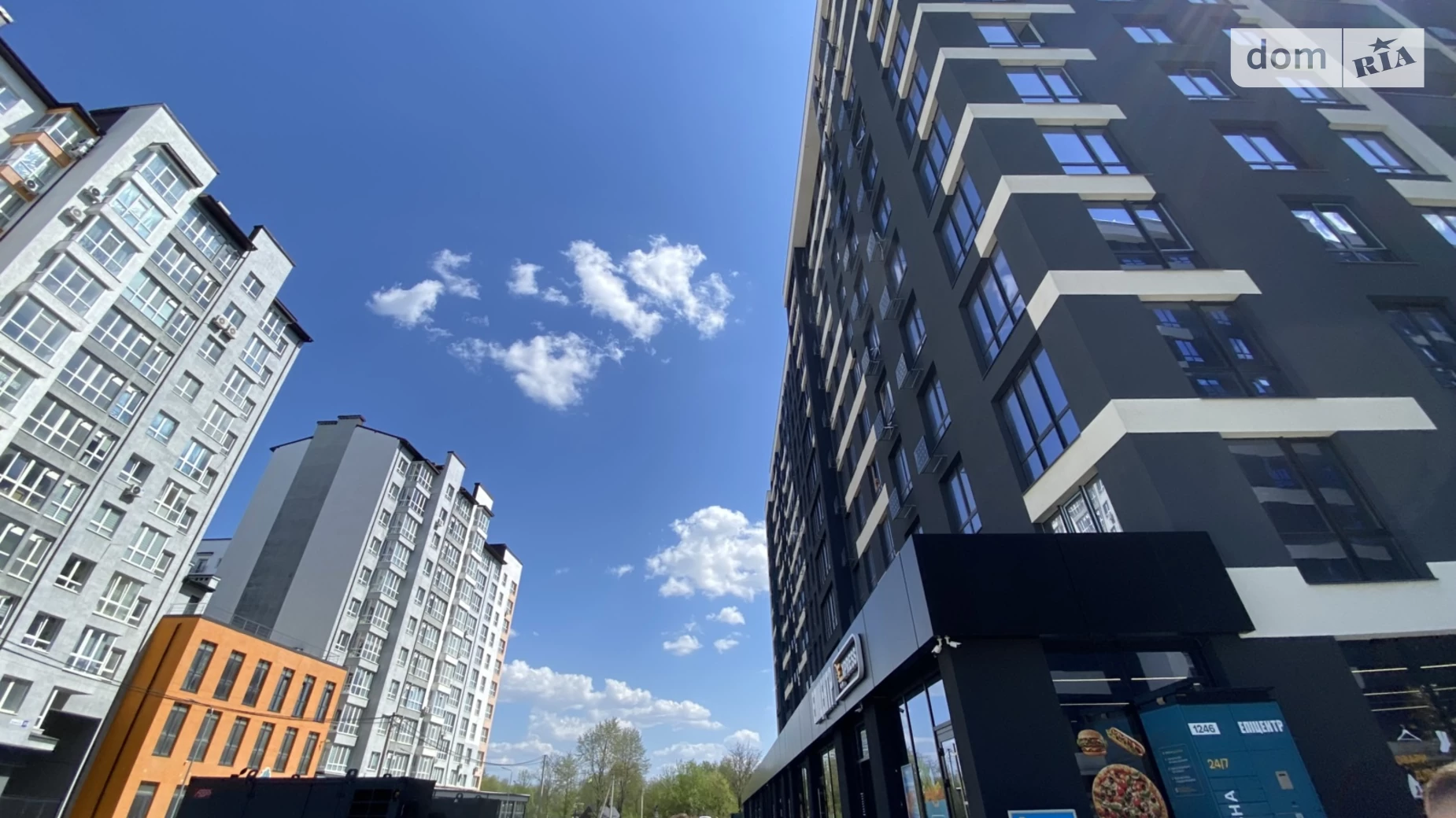 Продается 1-комнатная квартира 44 кв. м в Ивано-Франковске, ул. Химиков, 28 корпус 22 - фото 3