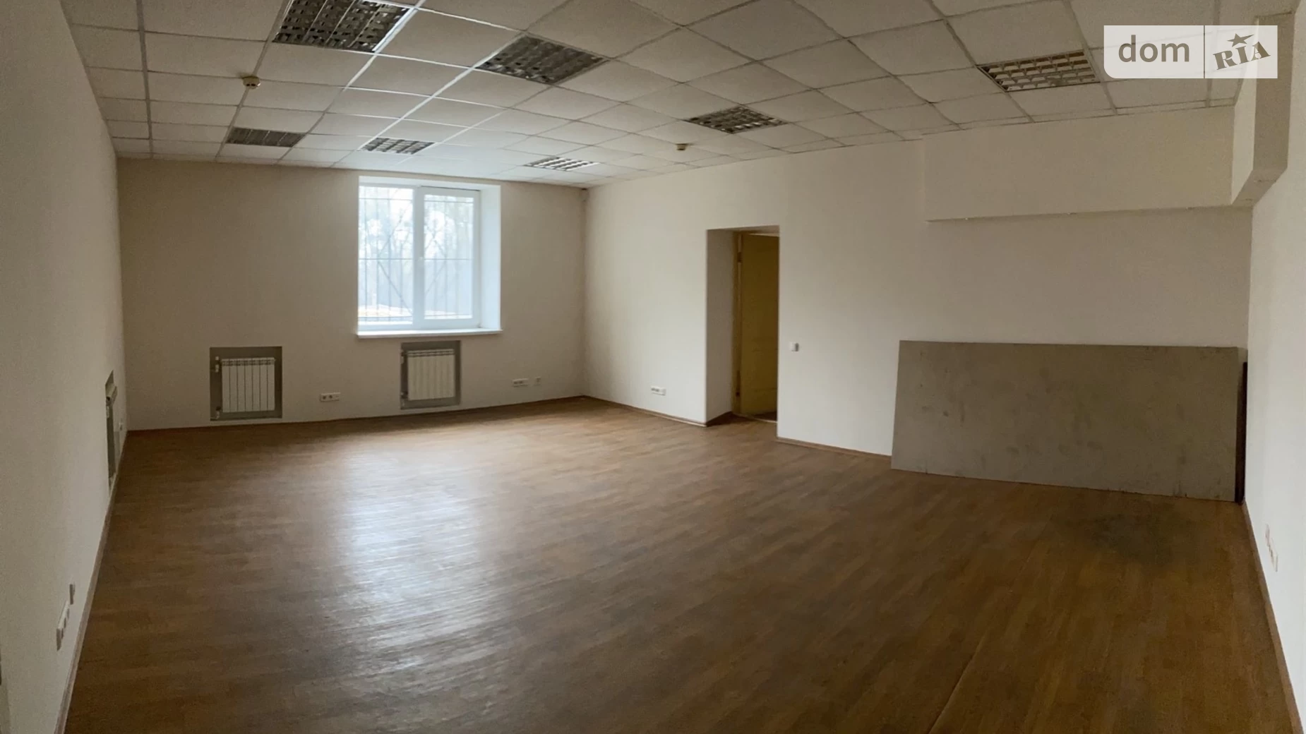 Сдается в аренду офис 243 кв. м в бизнес-центре, цена: 1050 $ - фото 4
