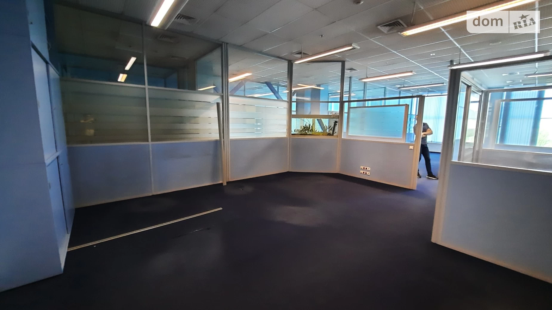Сдается в аренду офис 360 кв. м в бизнес-центре, цена: 5220 $ - фото 2