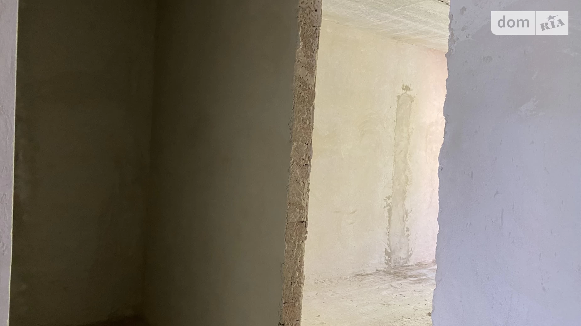 Продается 2-комнатная квартира 60 кв. м в Ивано-Франковске, ул. Приозерная, 32 - фото 4