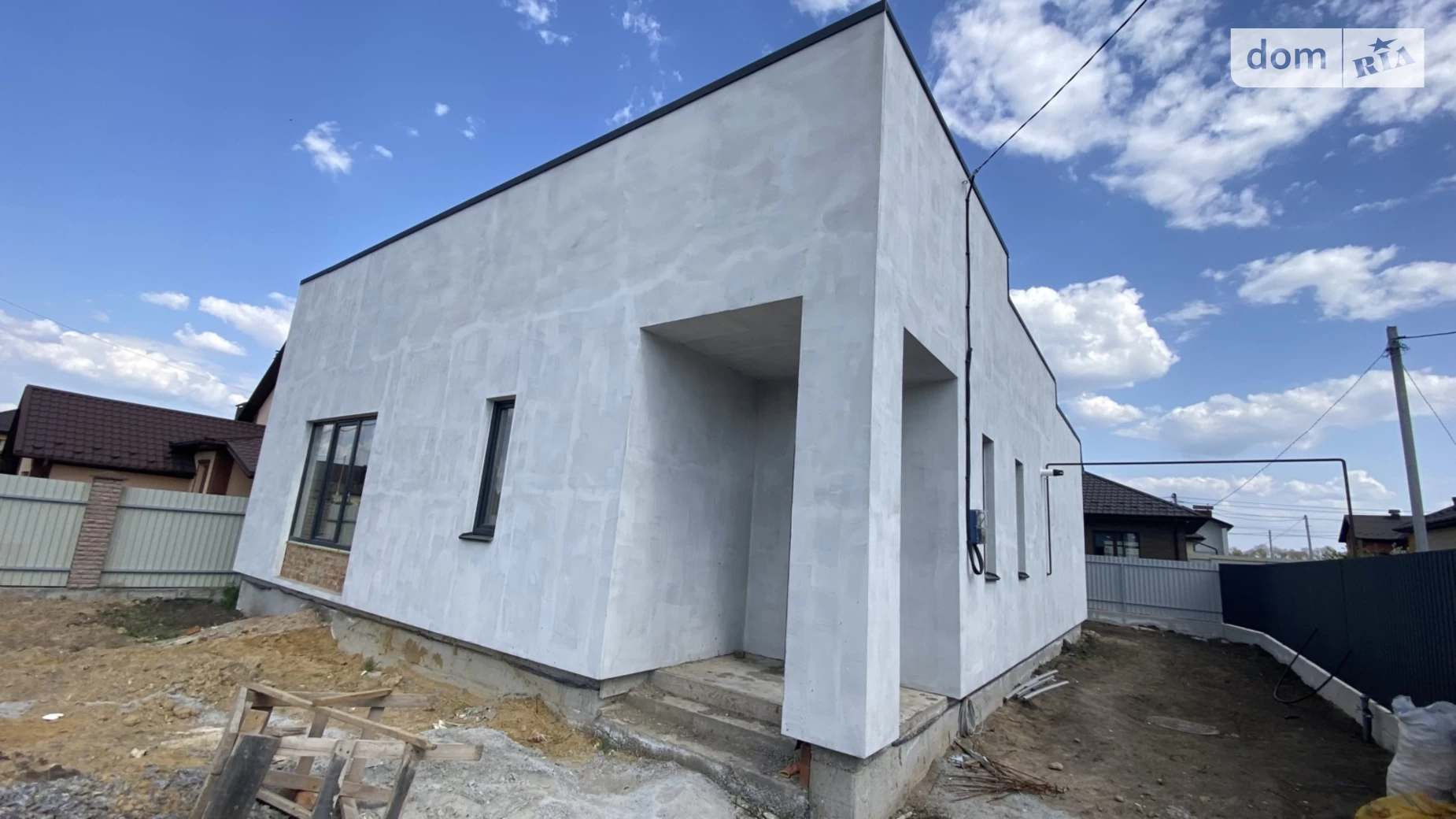 Продається одноповерховий будинок 105 кв. м з гаражем, цена: 100000 $ - фото 2