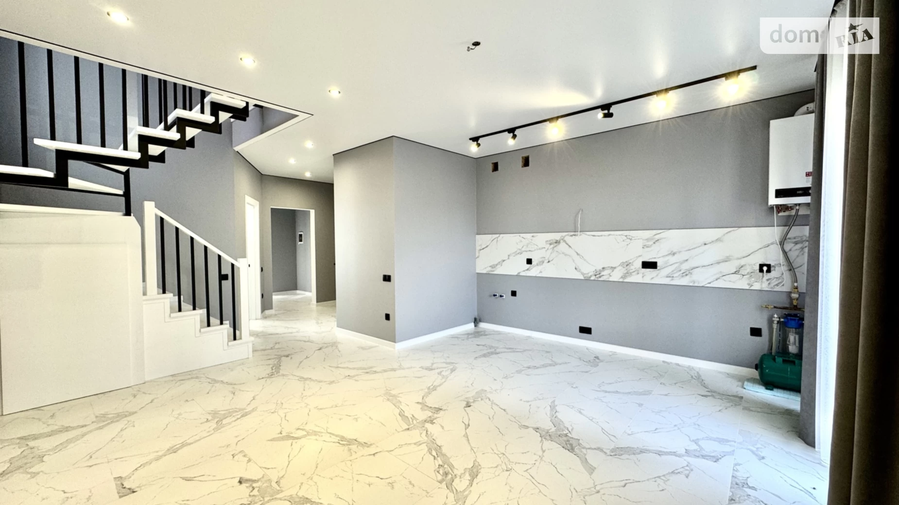 ул. Соборная, 1 Зарванцы, цена: 79000 $ - фото 2