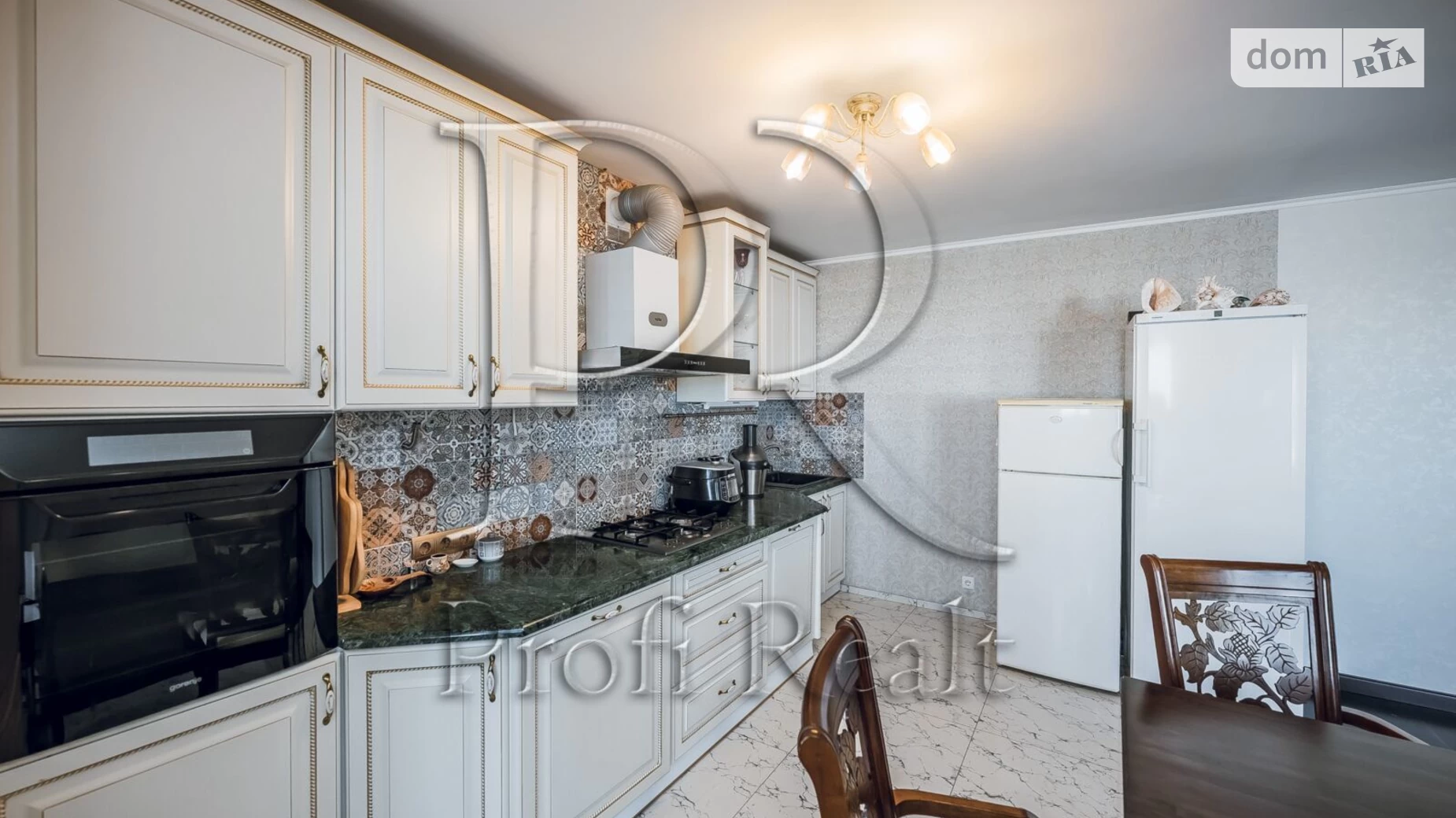Продается 2-комнатная квартира 73.4 кв. м в Святопетровское, ул. Тепличная, 38 - фото 3