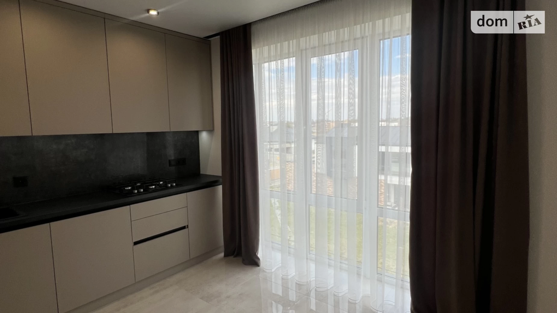 Продается 2-комнатная квартира 53 кв. м в Ровно, ул. Николая Боголюбова, 5А - фото 4