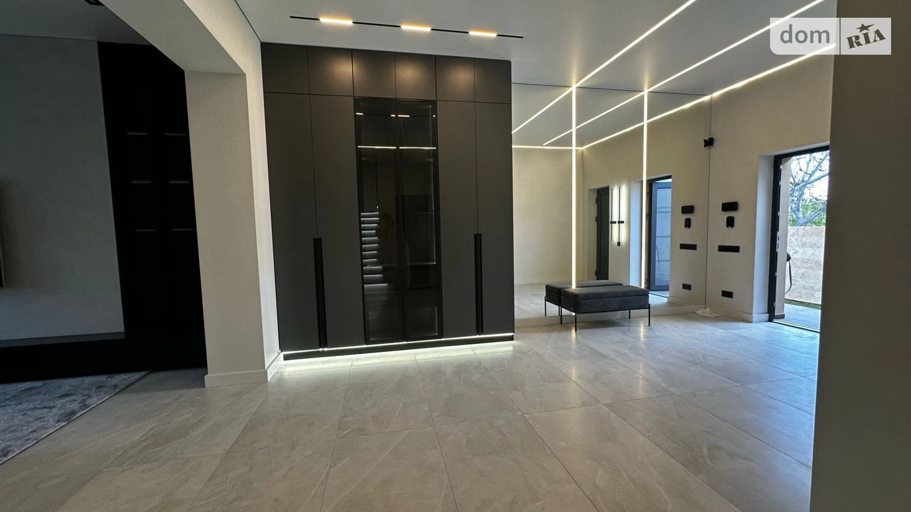 Продается дом на 2 этажа 230 кв. м с балконом, цена: 570000 $ - фото 5