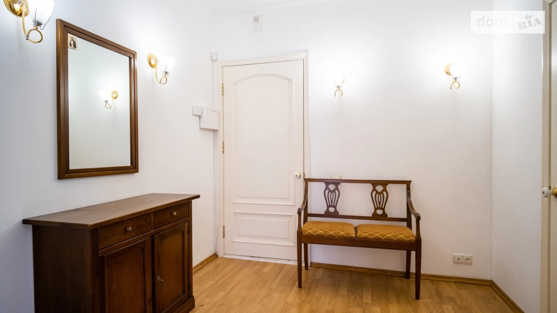 Продается 3-комнатная квартира 101 кв. м в Киеве, ул. Старонаводницкая, 8 - фото 2