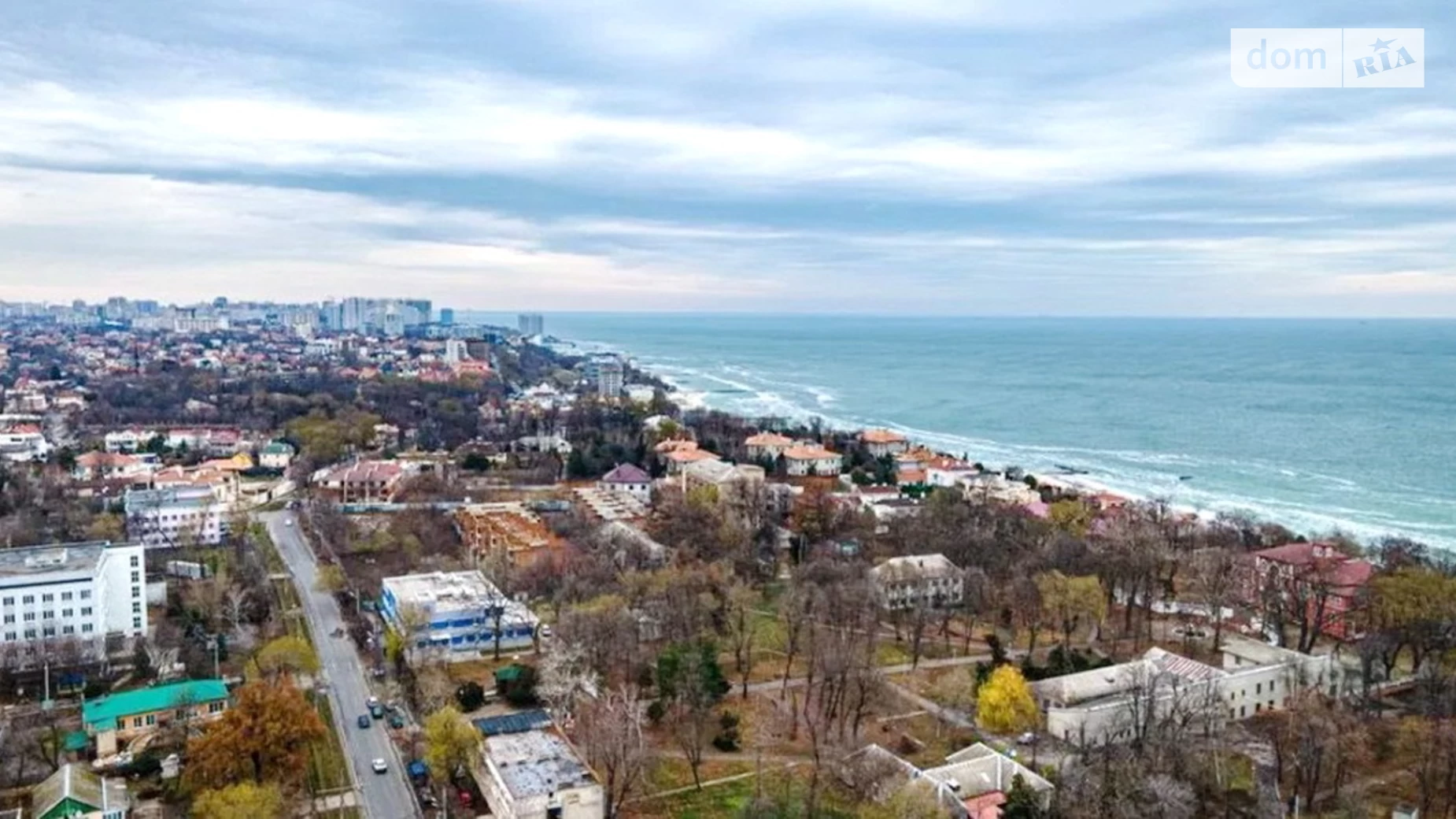 Продается 5-комнатная квартира 195.5 кв. м в Одессе, Фонтанская дор. - фото 2