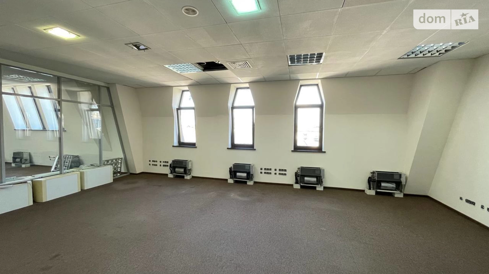 Сдается в аренду офис 550 кв. м в бизнес-центре, цена: 9060 $ - фото 2