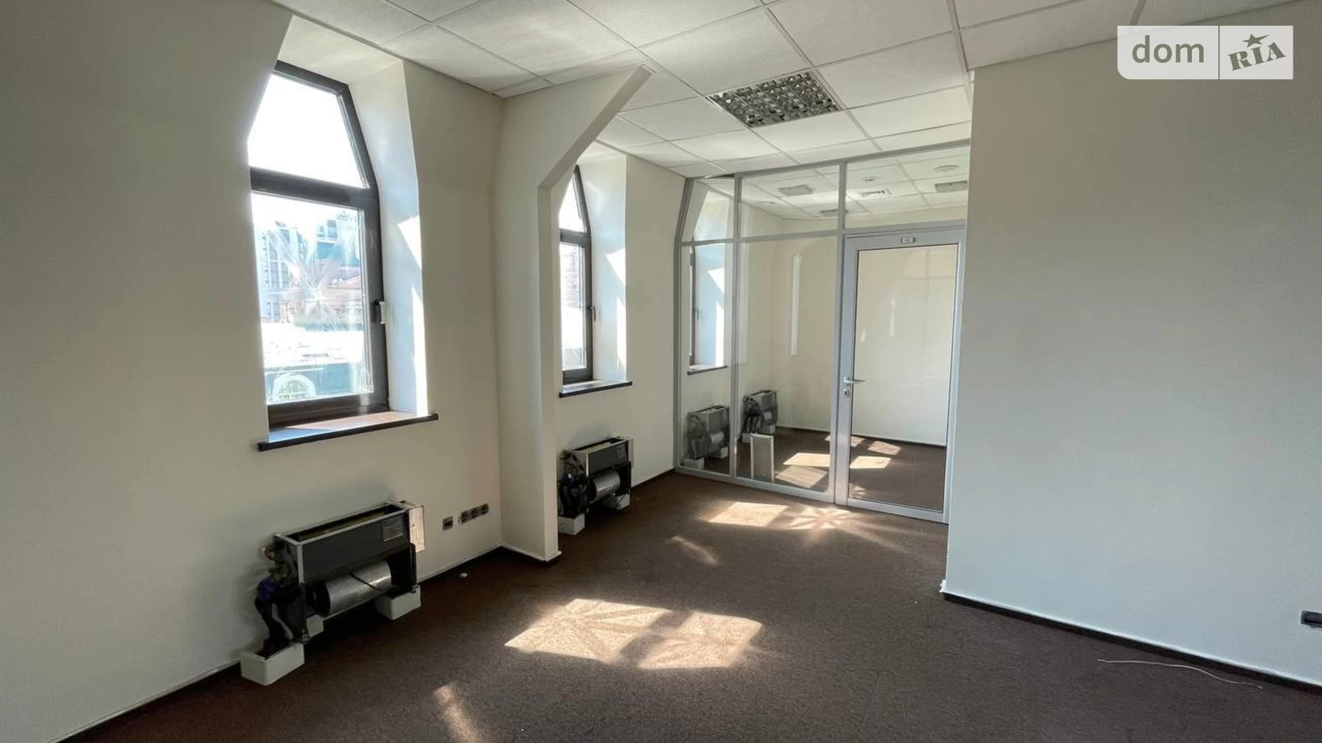 Сдается в аренду офис 550 кв. м в бизнес-центре, цена: 9060 $ - фото 5