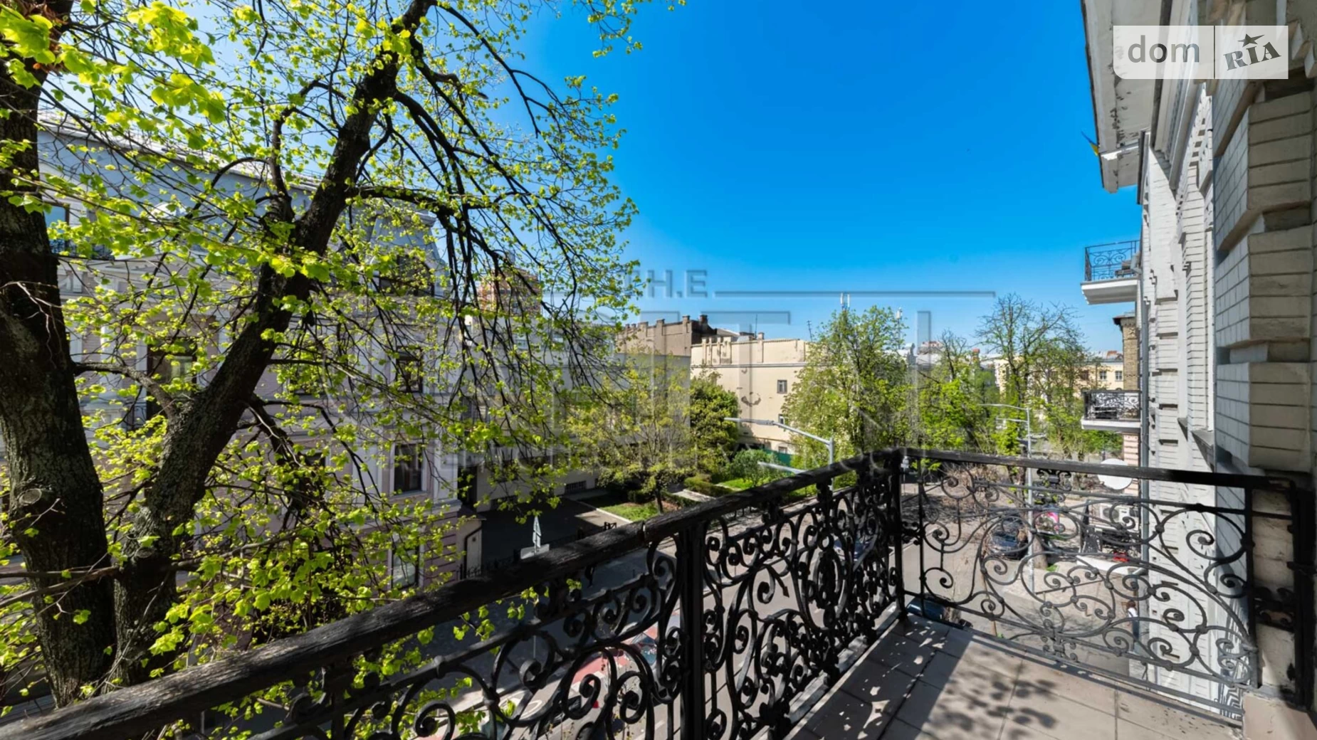 Сдается в аренду офис 209 кв. м в бизнес-центре, цена: 3750 $ - фото 2