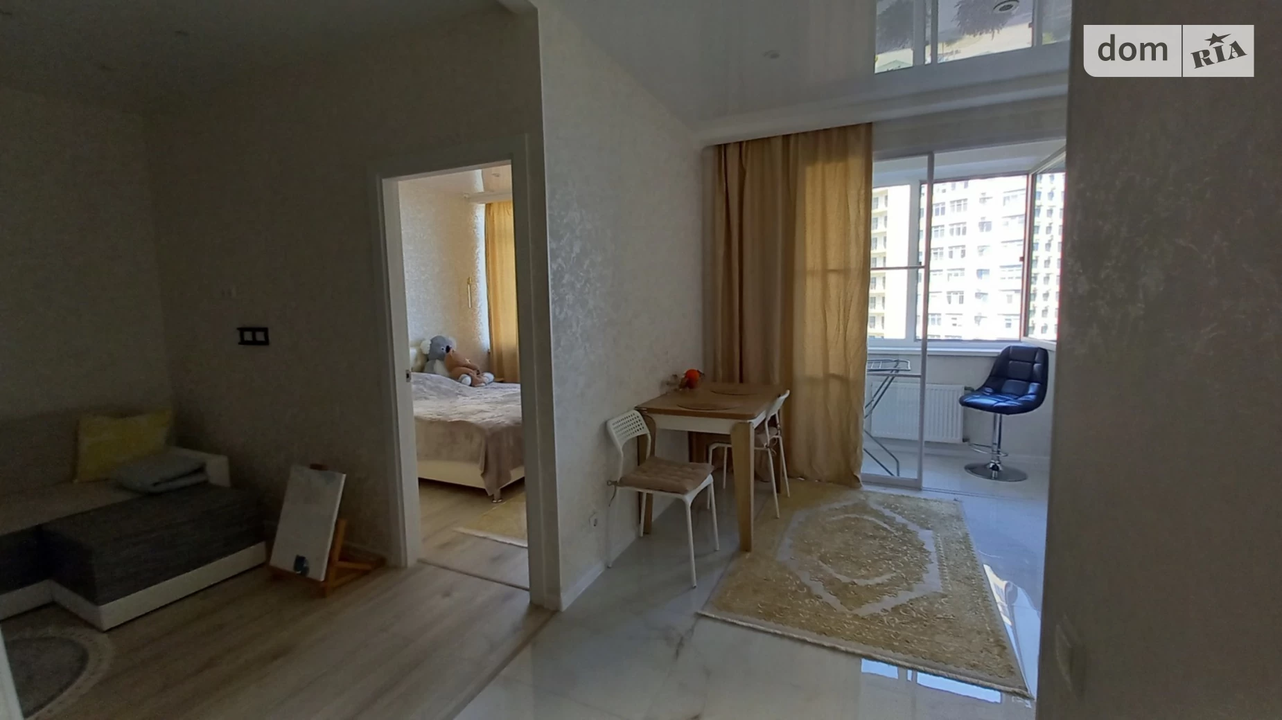 Продается 2-комнатная квартира 43 кв. м в Одессе, ул. Жемчужная, 8 - фото 2