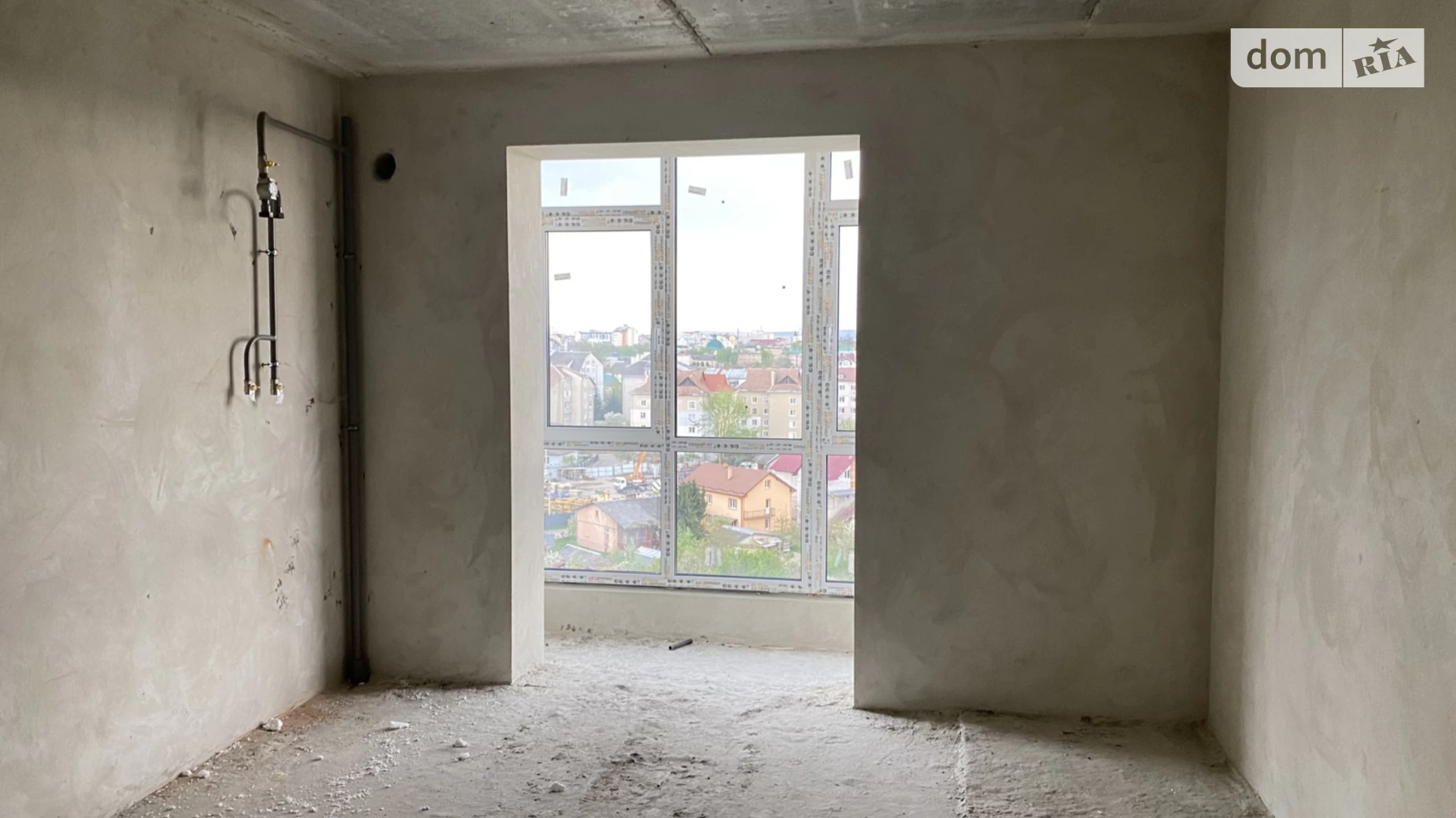 Продается 2-комнатная квартира 64 кв. м в Ивано-Франковске, ул. Молодежная, 53 - фото 2