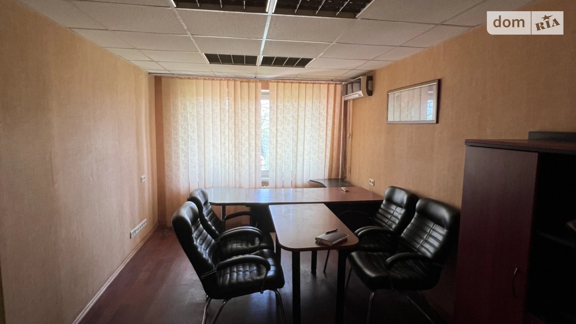 Сдается в аренду офис 8 кв. м в бизнес-центре, цена: 8000 грн - фото 3